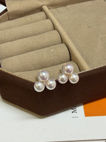 5-5.5mm Akoya Pearl Three-leaf clover Earrings