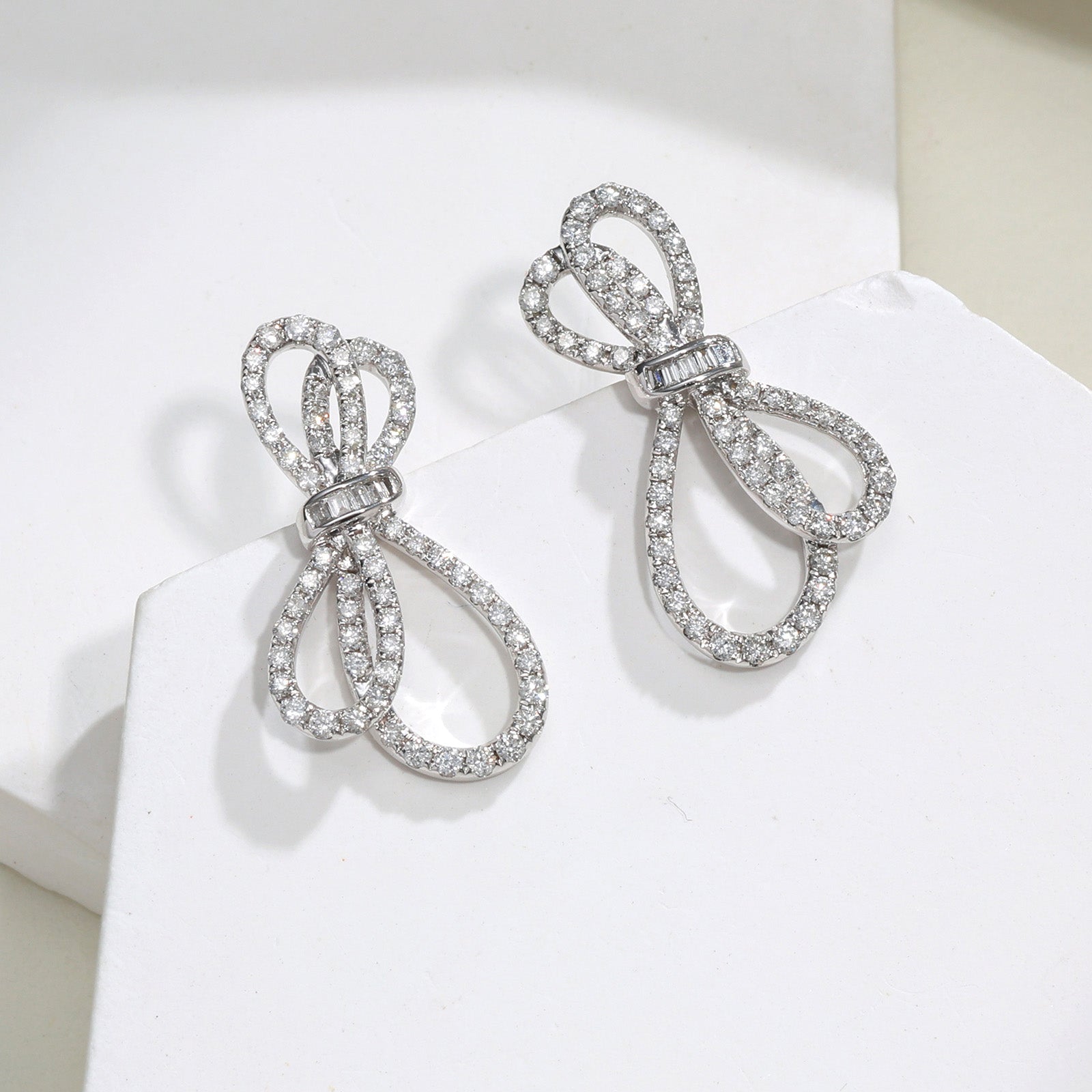 0.84ct Natural Diamond Aurora Bow Stud Earrings