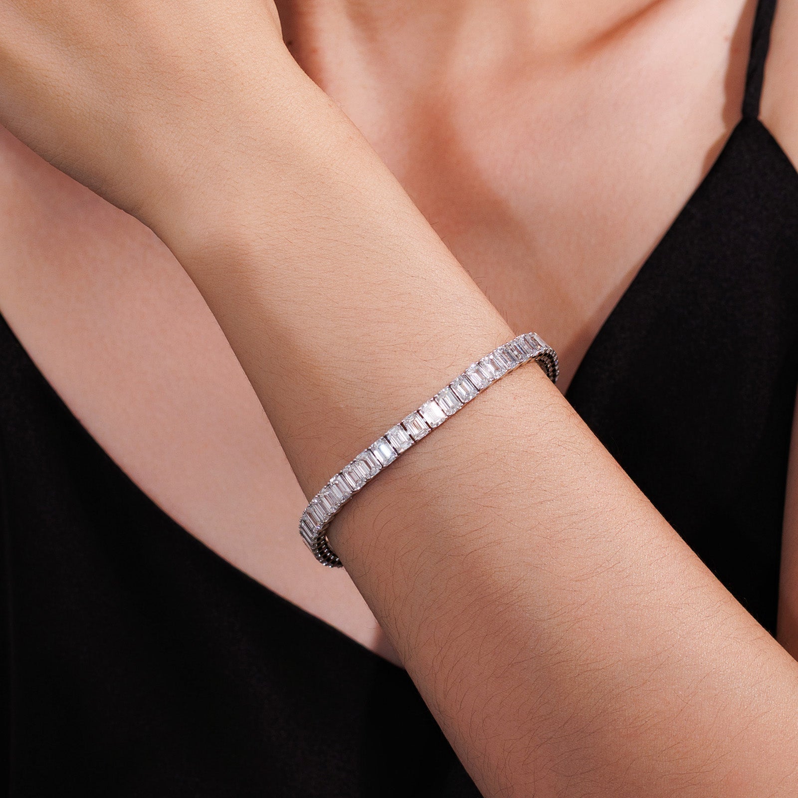 18K White Gold Emerald-Cut Lab Grown Diamond Full Tennis Bracelet(0.4ct/p)