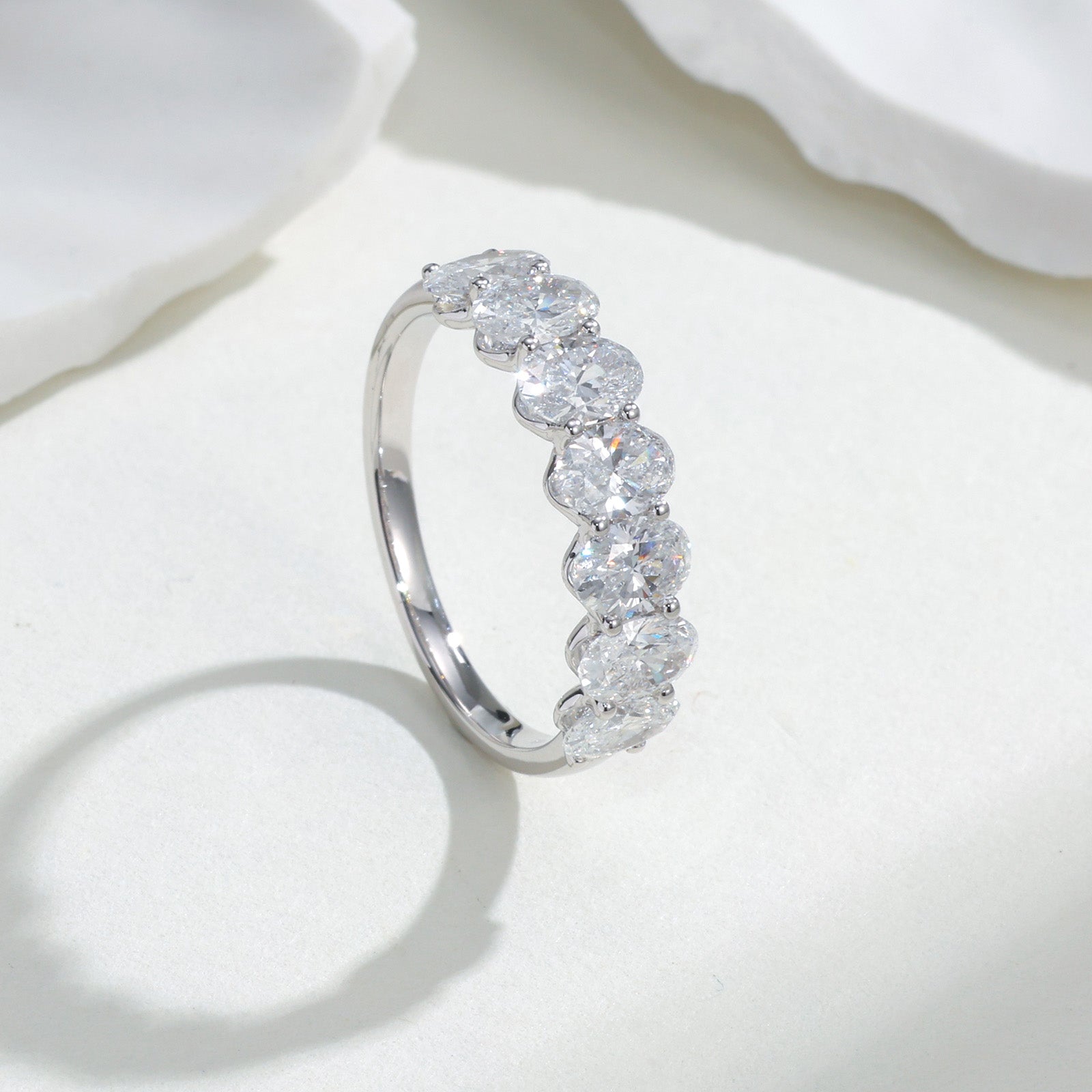Oval-Cut Half Eternity Lab-Grown Diamond Ring（0.3ct Each）