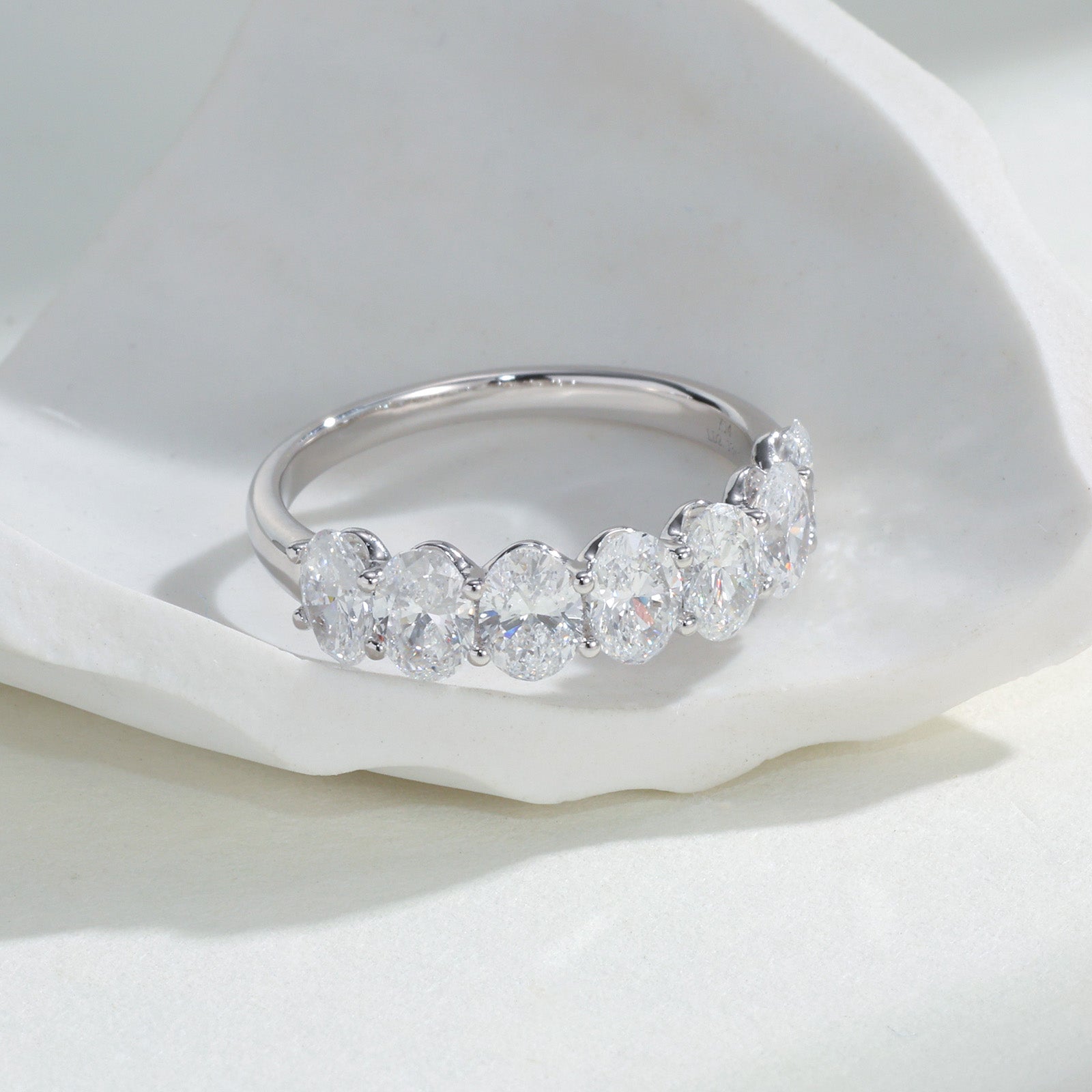 Oval-Cut Half Eternity Lab-Grown Diamond Ring（0.3ct Each）