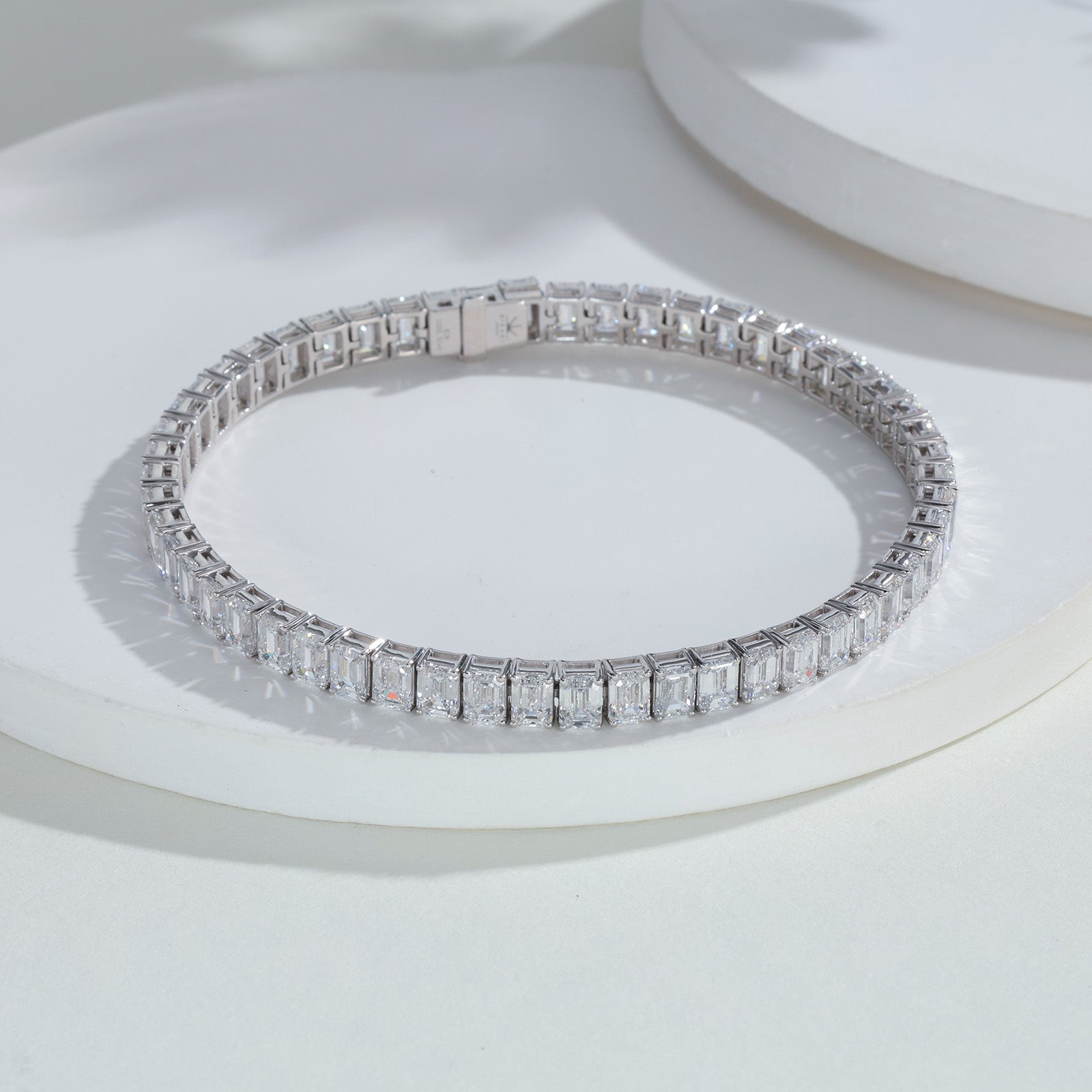 18K White Gold Emerald-Cut Lab Grown Diamond Full Tennis Bracelet(0.4ct/p)