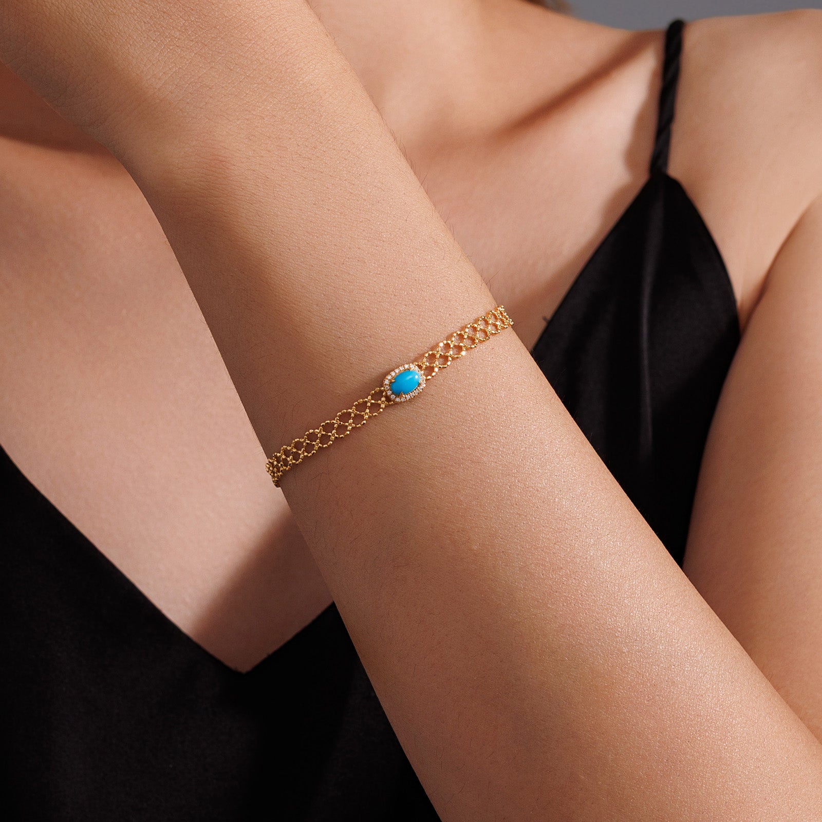 0.3CT Lace Turquoise with Natural Diamond Bracelet in 18K