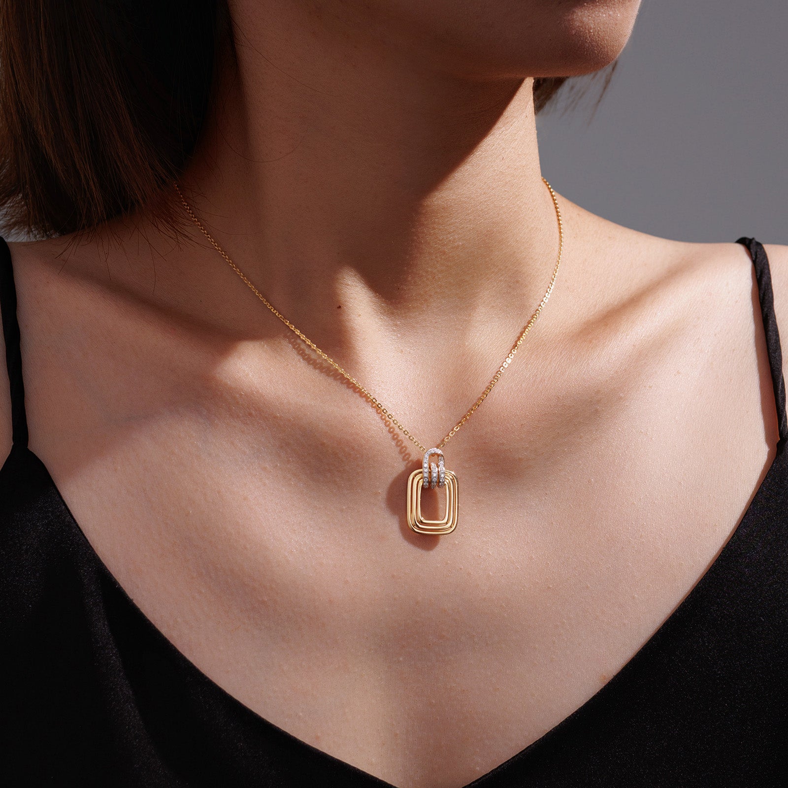 Hikari Link Pavé Square Necklace