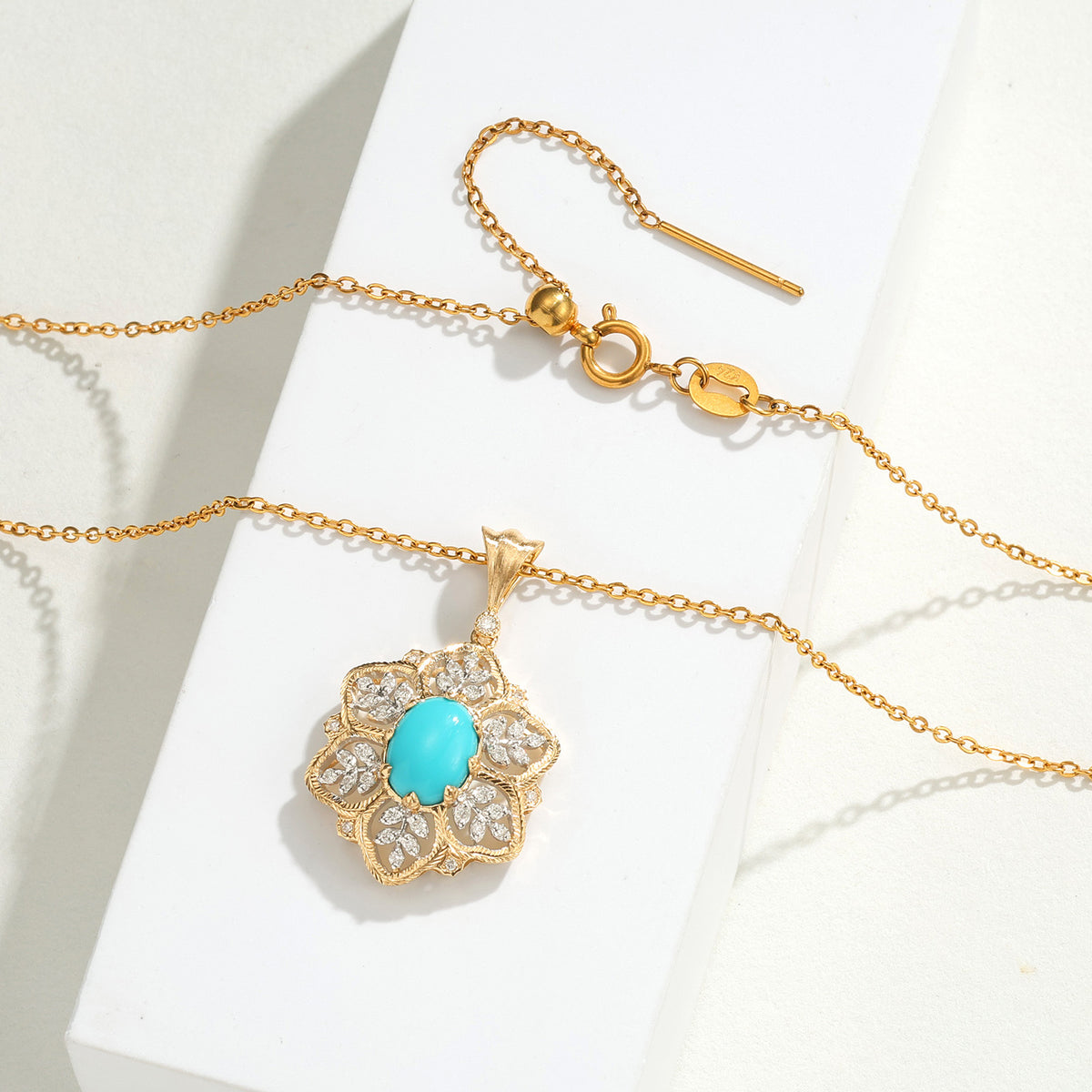 1.2CT Natural Turquoise Filigree Diamond Pendant in 18K(Pendant Only)