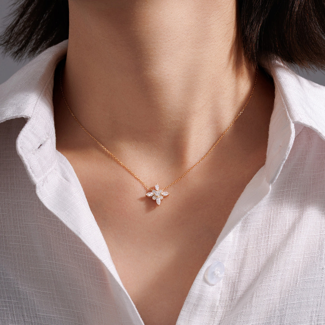 0.6CT Lab Grown Diamond Star Pendant Necklace in 14K Yellow Gold