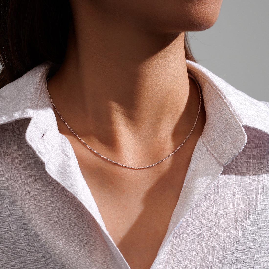 K18 White Gold Diamond-Cut Woven Sequin Chain Necklace
