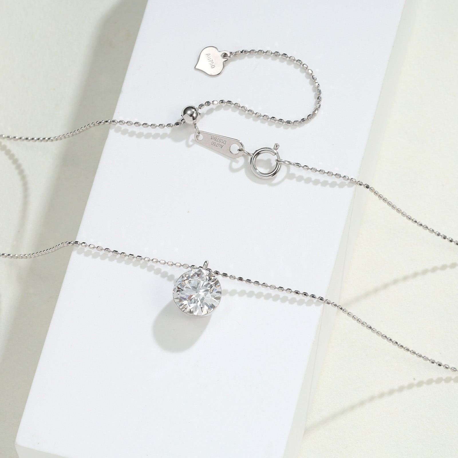 1.58ct-0.57ct Lab Grown Diamond Bezel‑Set Bubble Pendant Necklace in 18K(Model Wearing 1.58ct)