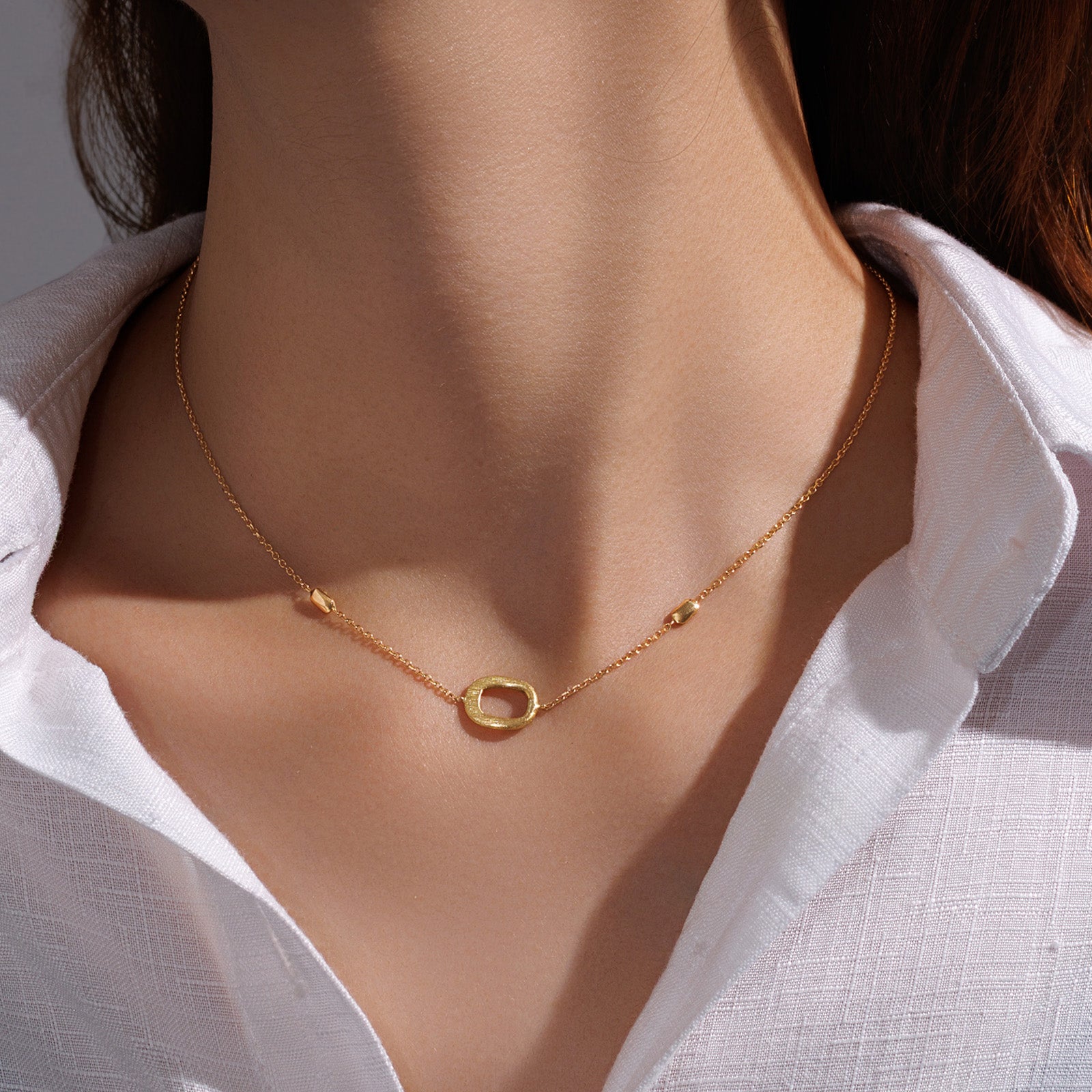 18K Solid Gold Oval Cutout Station Necklace