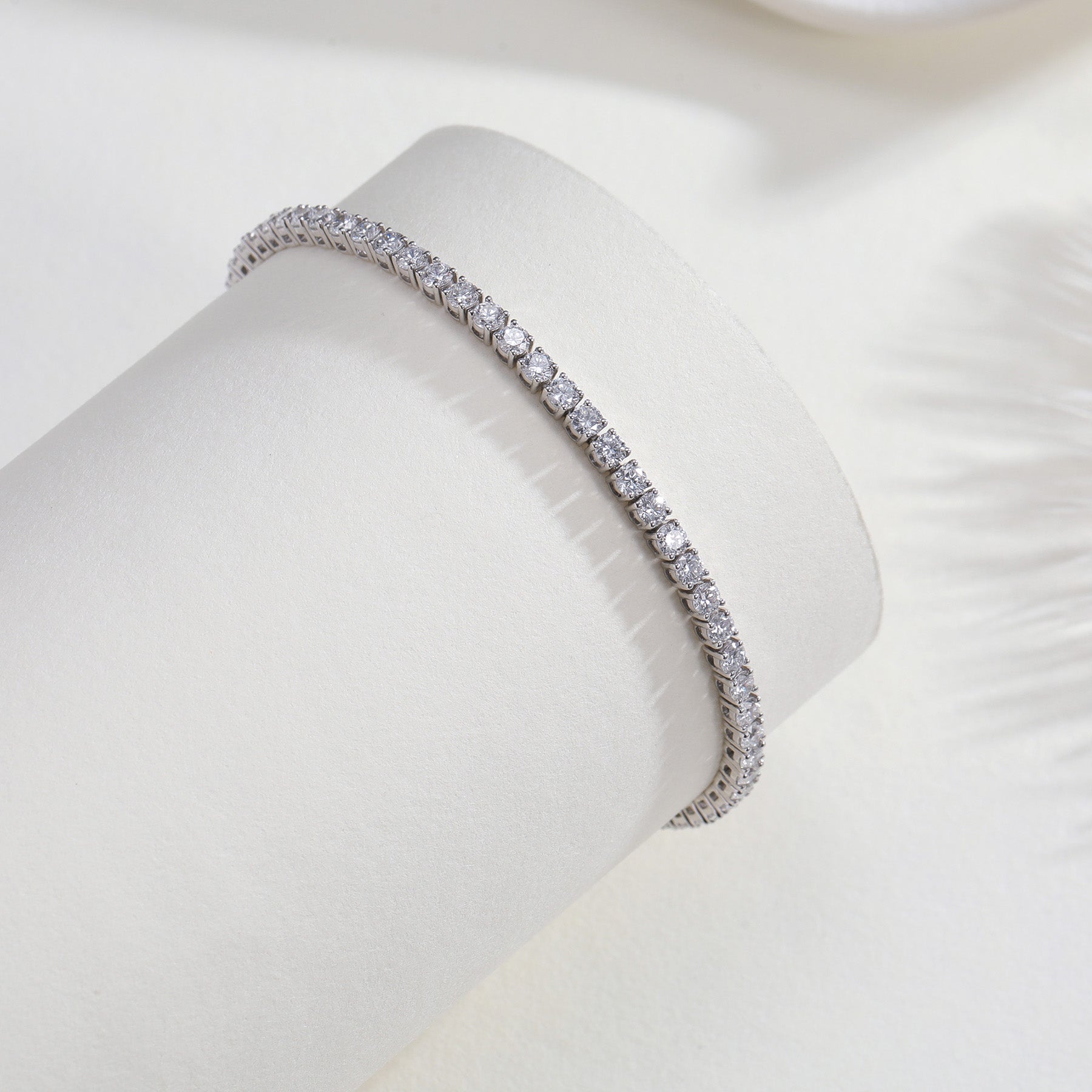 PT900 Platinum Lab-Grown Diamond Round Brilliant Tennis Bracelet (≈0.07ct/p)
