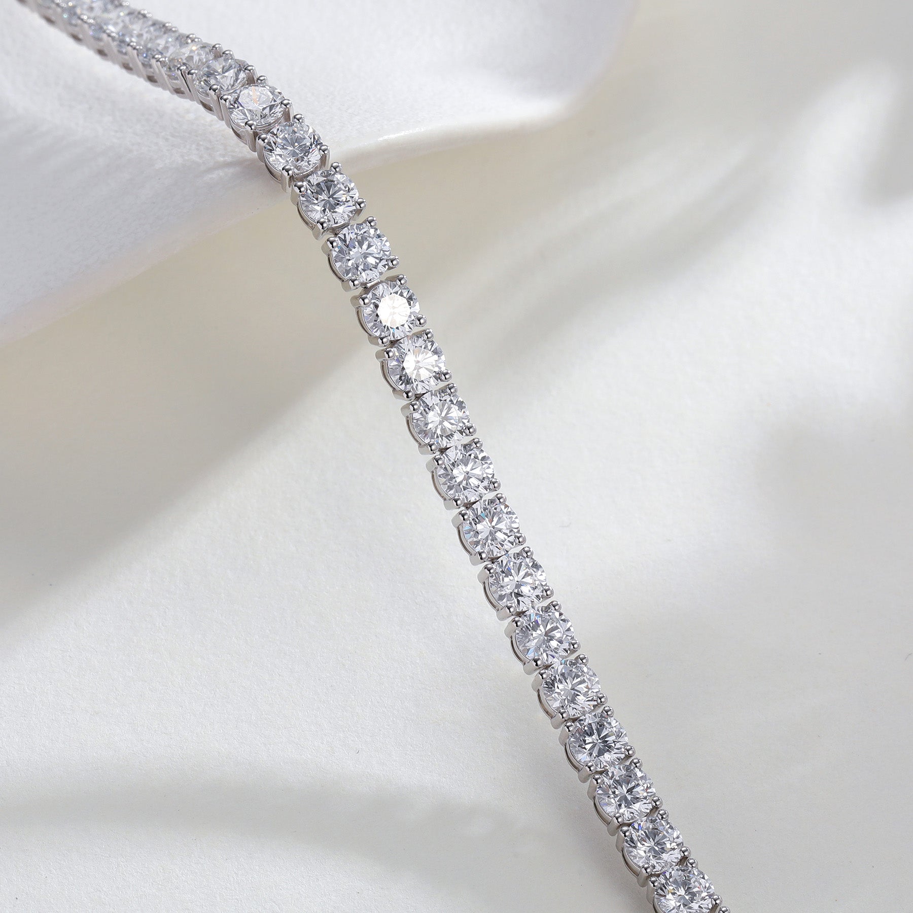 PT900 Platinum Lab-Grown Diamond Round Brilliant Tennis Bracelet (≈0.41ct/p)