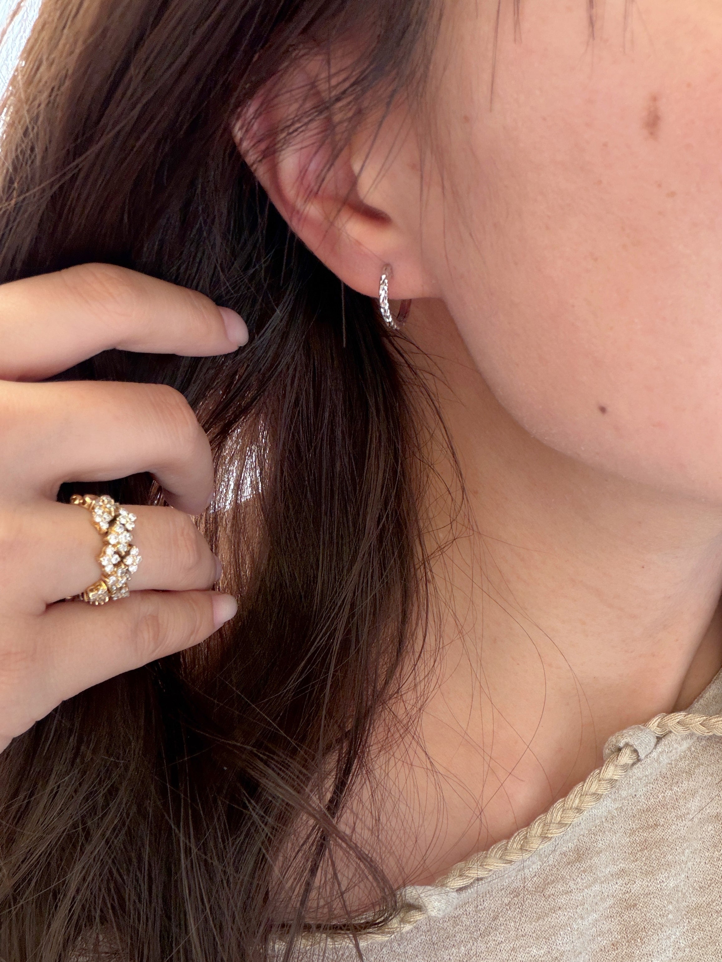 Diamond-pattern Hoop Earrings