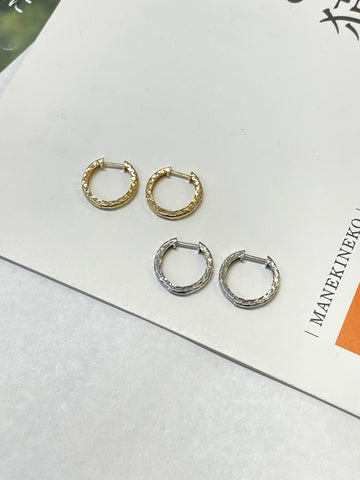 Diamond-pattern Hoop Earrings