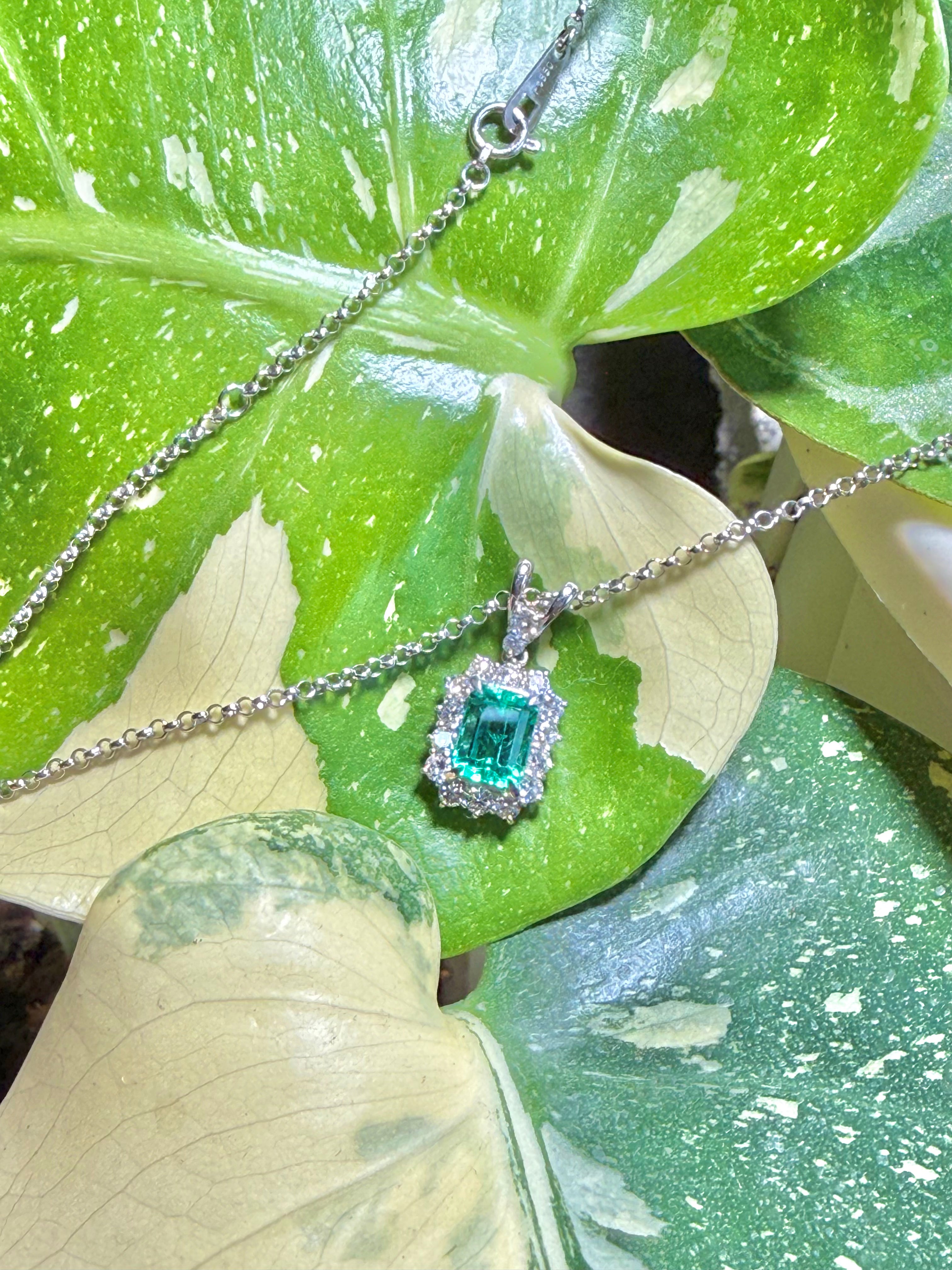 1.6CT Emerald‑Cut Colombian Emerald Necklace