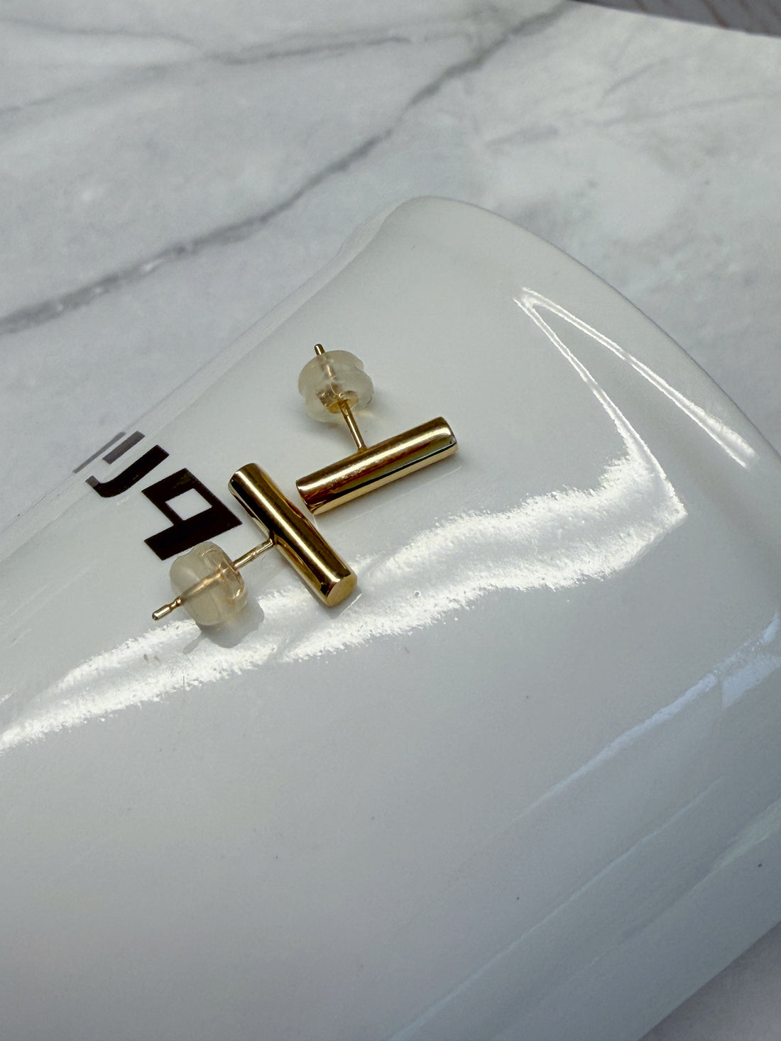 K18 Minimalist Gold Bar Stud Earrings