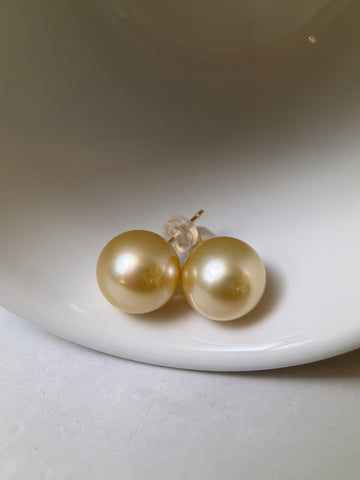 12.4mm Light Golden South Sea Pearl Stud Earrings in K18 Gold