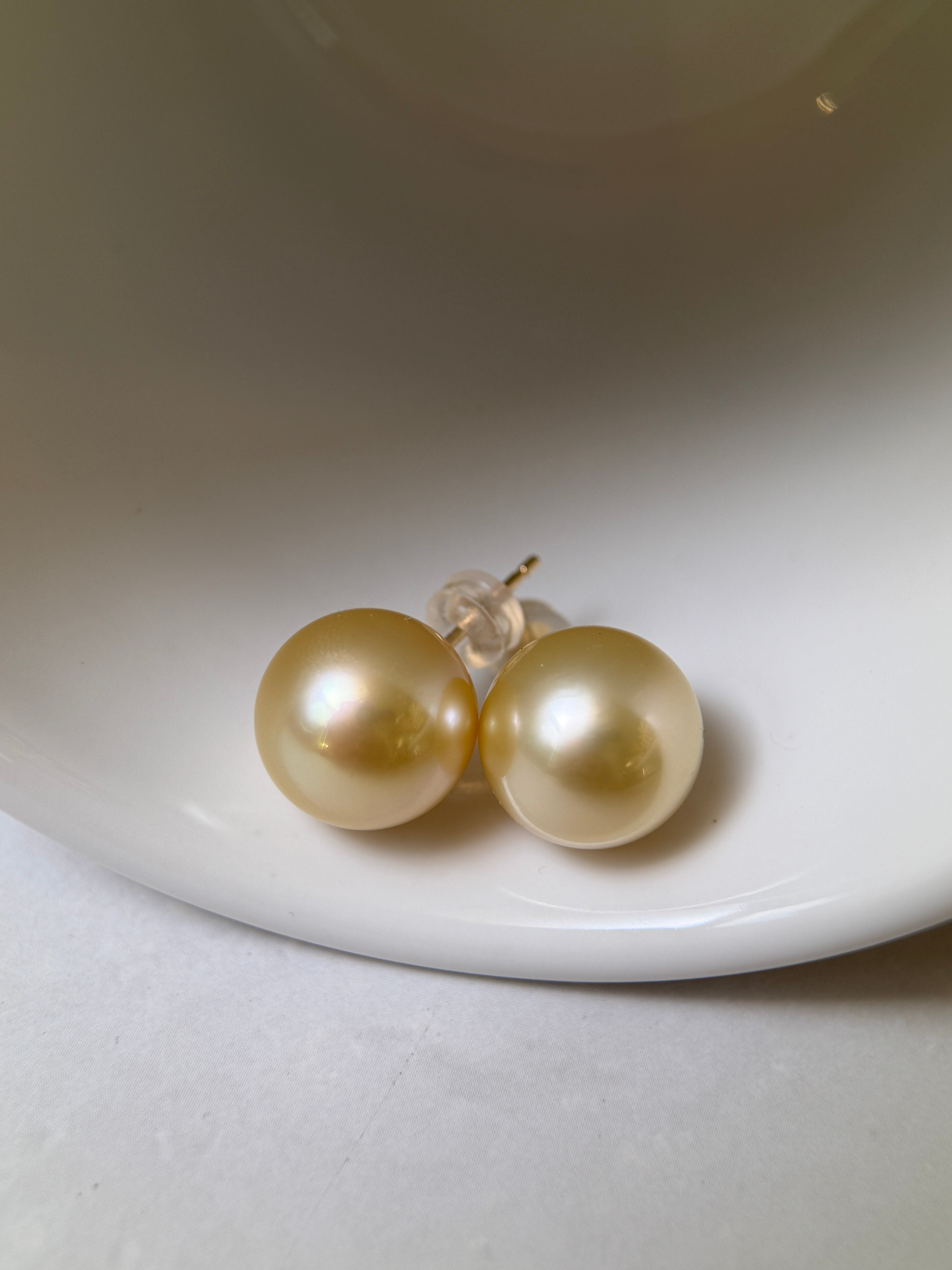 12.4mm Light Golden South Sea Pearl Stud Earrings in K18 Gold