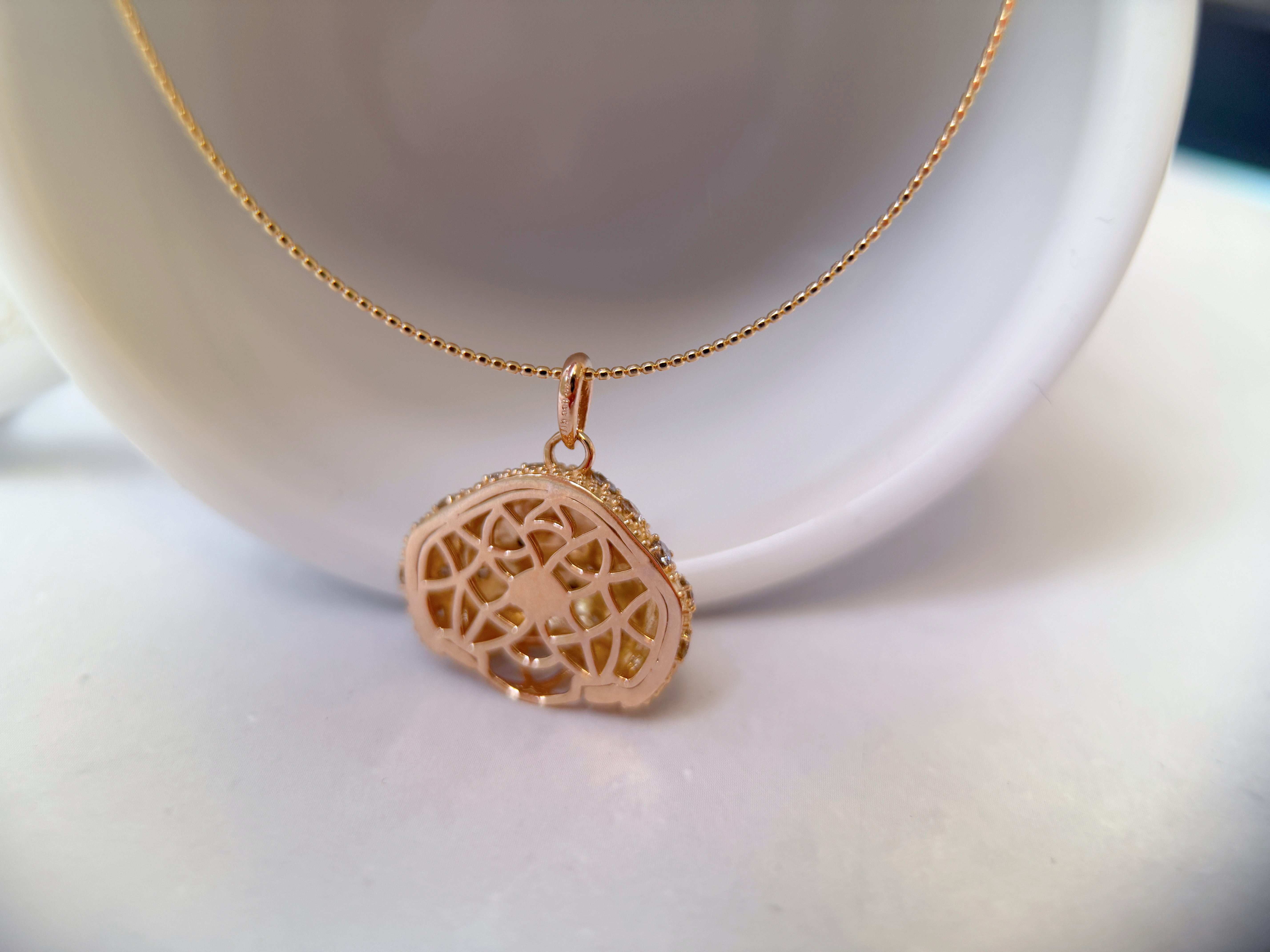 K18 Yellow Gold Diamond Puppy Pendant Necklace