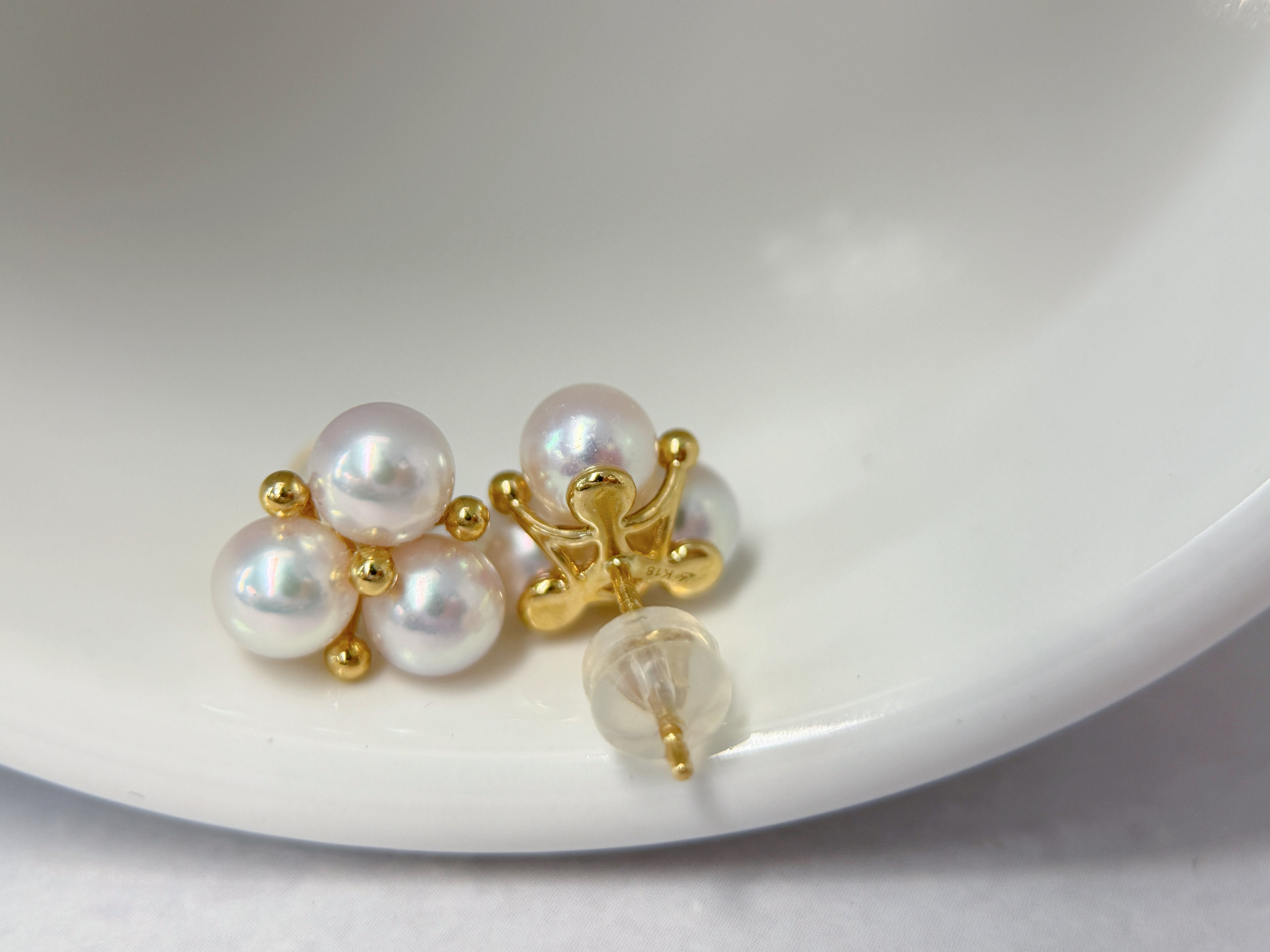 5-5.5mm K18 Yellow Gold Akoya Pearl Cluster Stud Earring