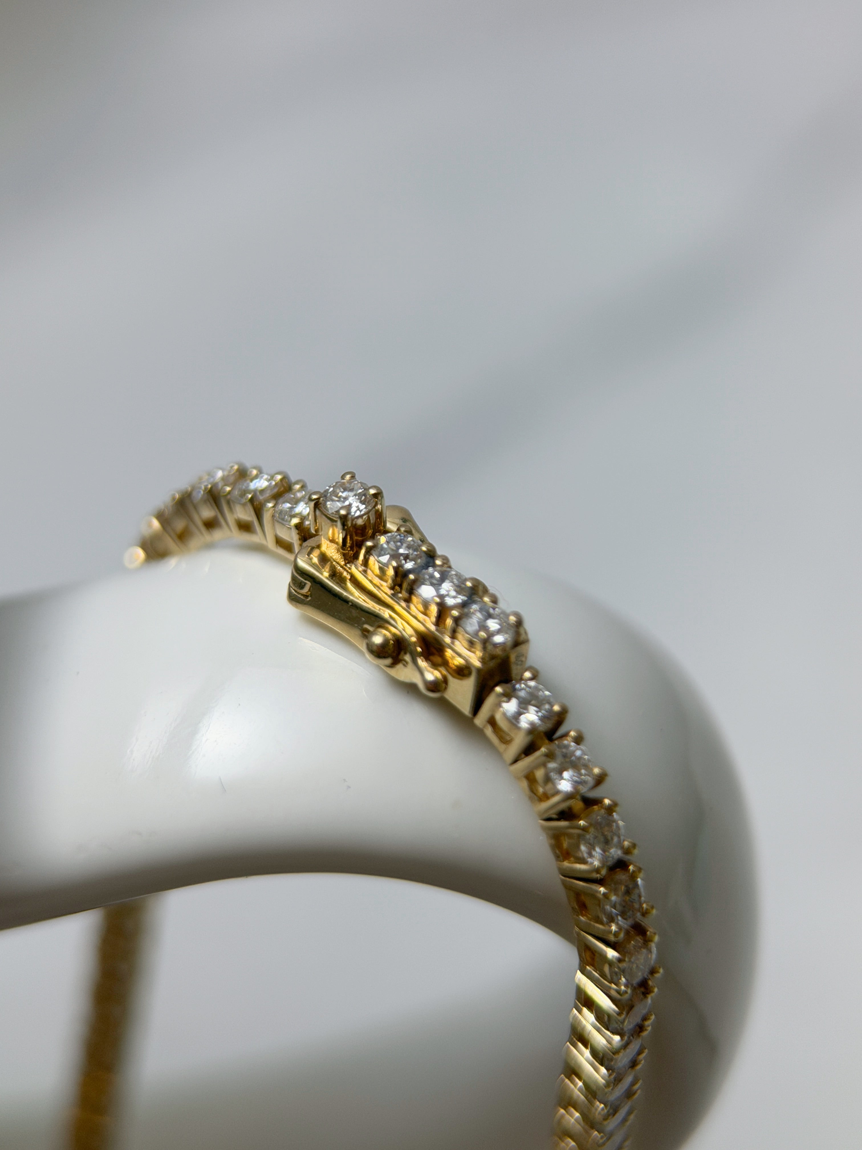 2.57 Carat Tennis Bracelet In 14K Yellow Gold