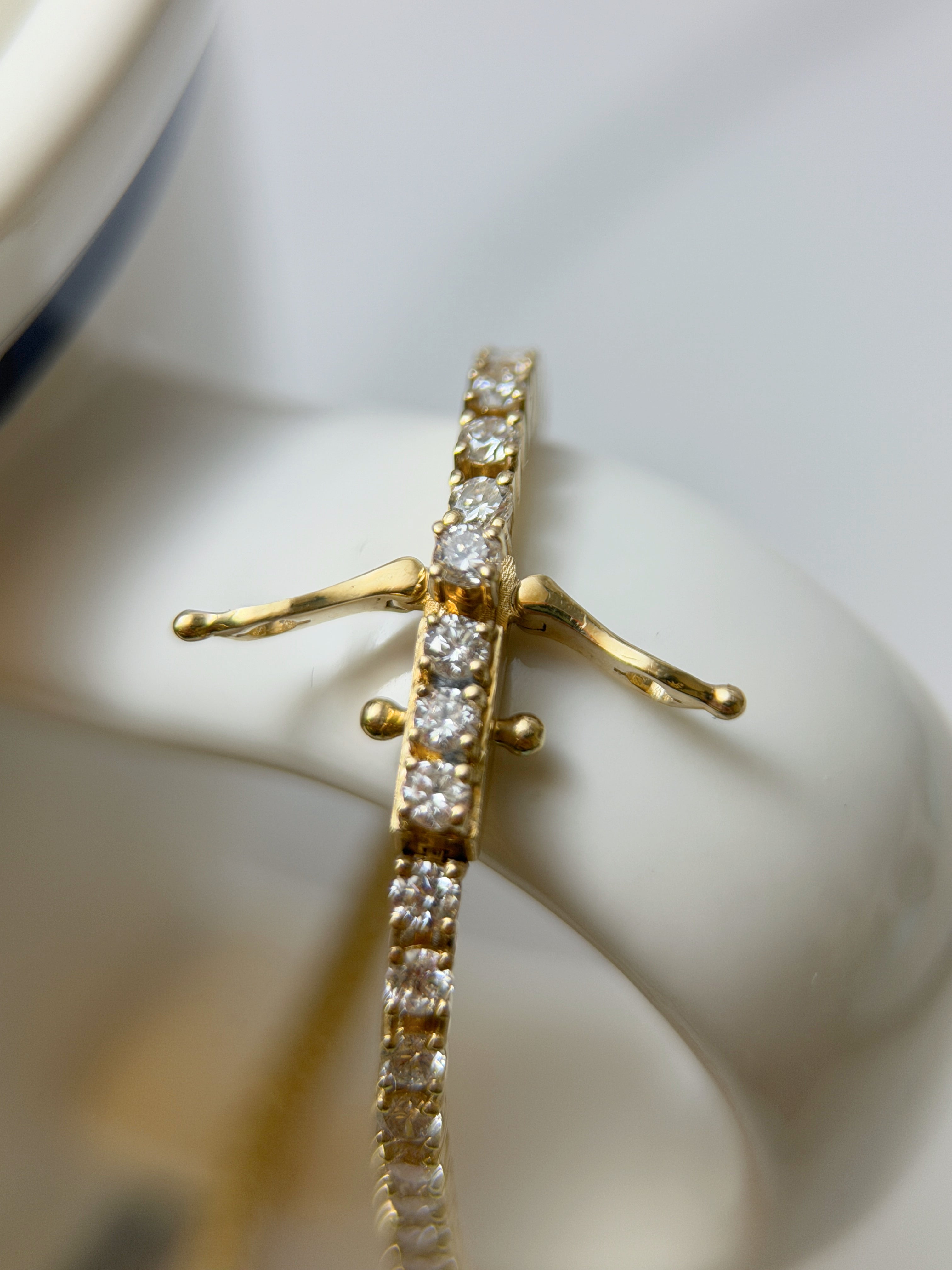 2.57 Carat Tennis Bracelet In 14K Yellow Gold