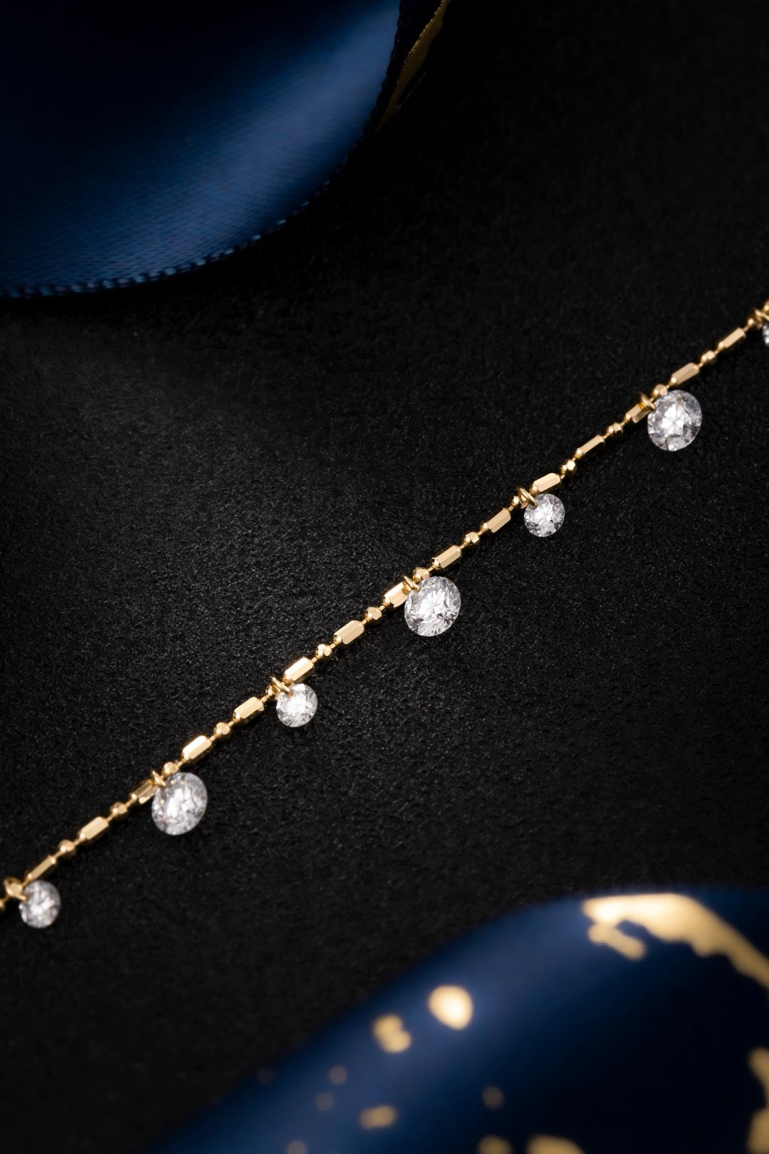 0.96CT Dangling Lab‑Grown Diamond Station Bracelet in 18K