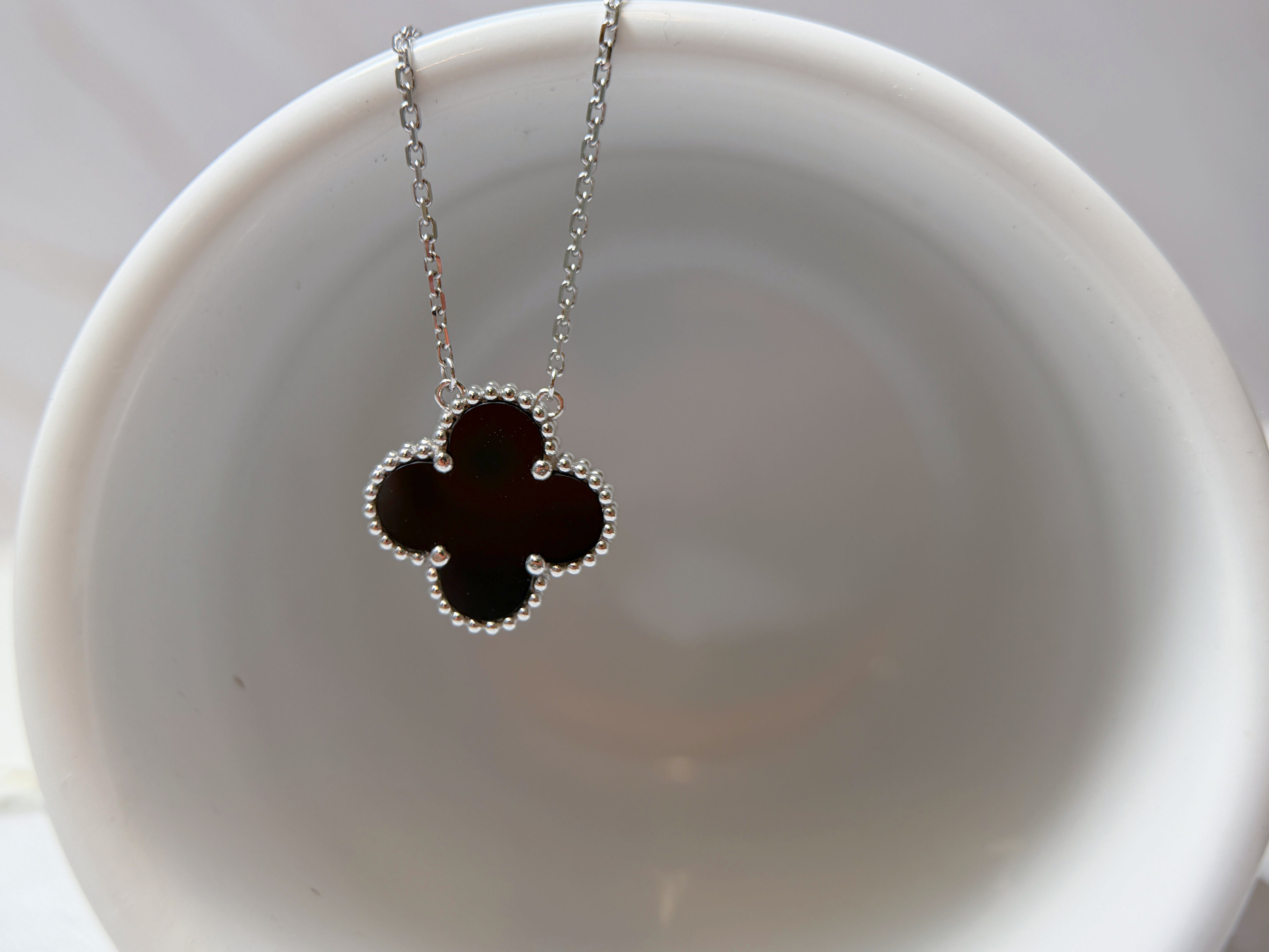 Clover Pendant Necklace