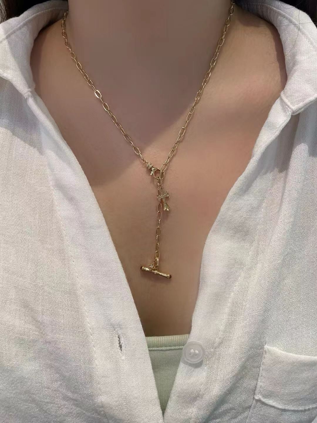 18K Solid Gold Emerald Balance T-Bar Pendant(Only Pandant)