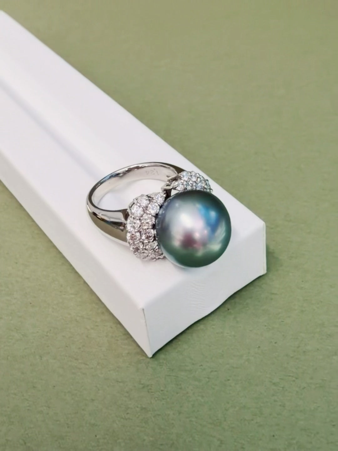 13.8mm Tahitian Pearl Ring