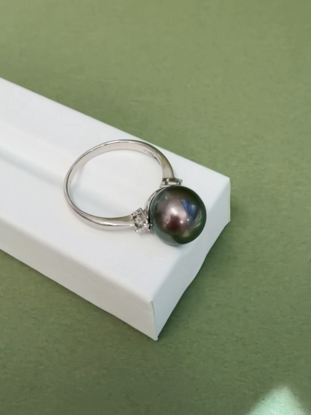 10.4mm Tahitian Pearl Ring