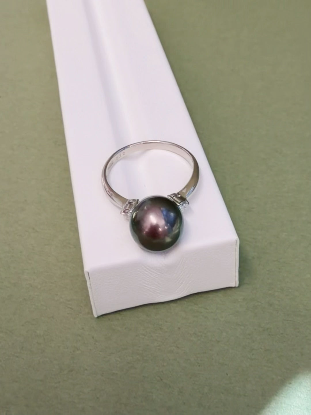 10.4mm Tahitian Pearl Ring