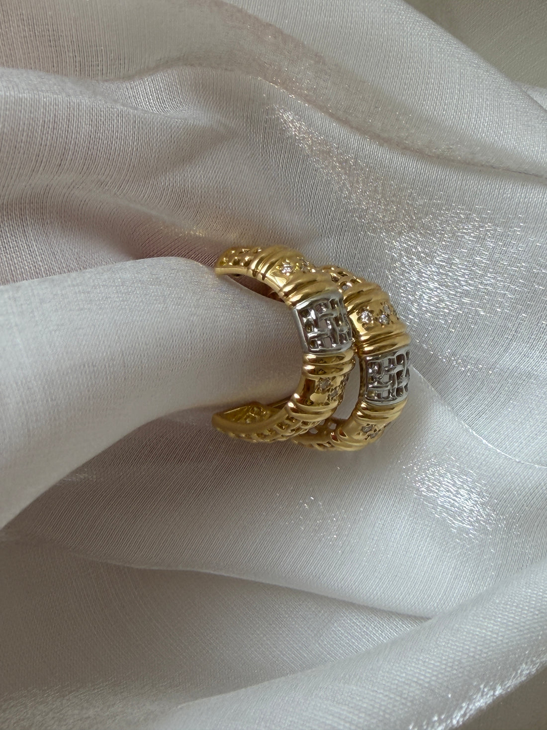 0.11 Carat Natural Diamond Stud Earrings In 18K Yellow Gold