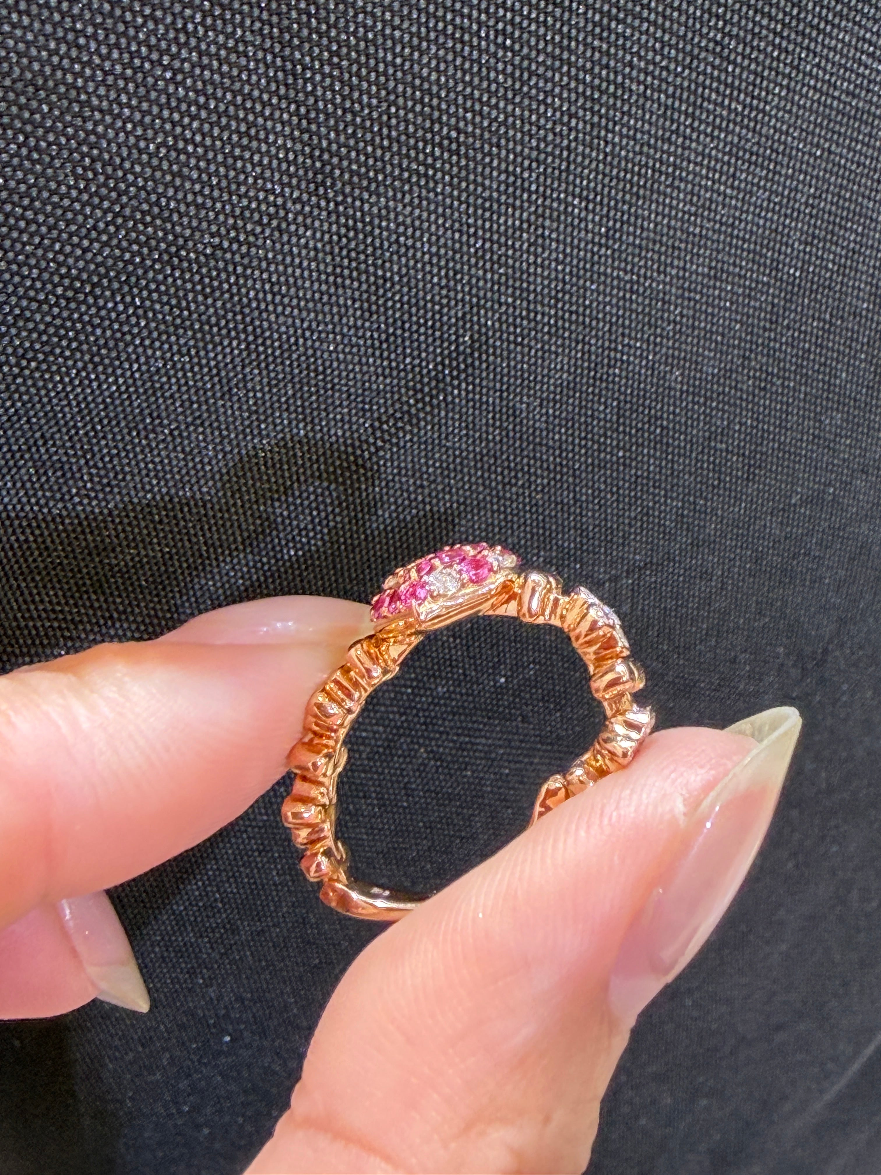 18K Rose Gold Heart Pink Sapphire Flexible Ring