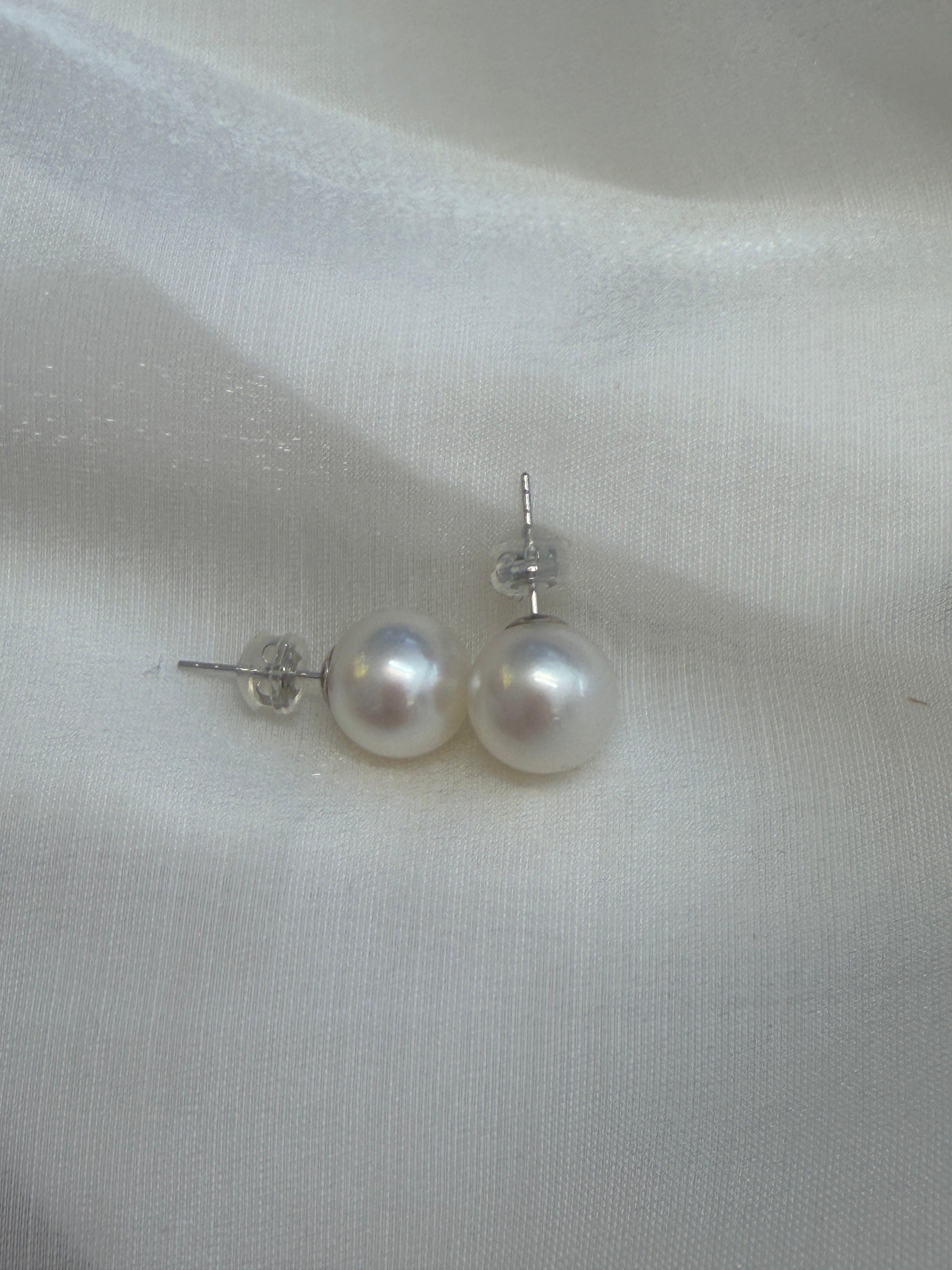 10.1mm White Southsea Pearl Stud Earrings in 18K White Gold