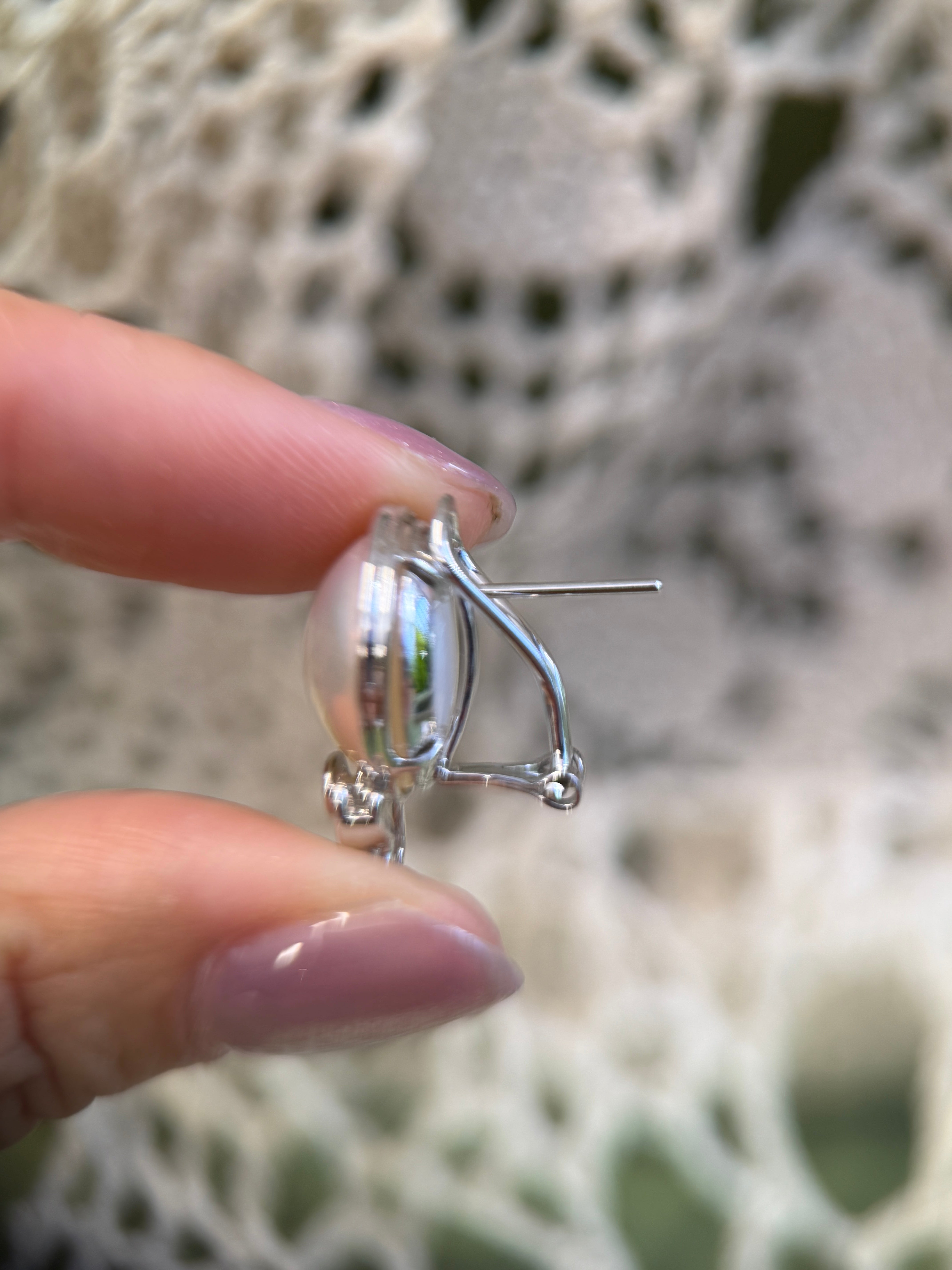 14mm Mabe Pearl Ear Clips in 14K Gold