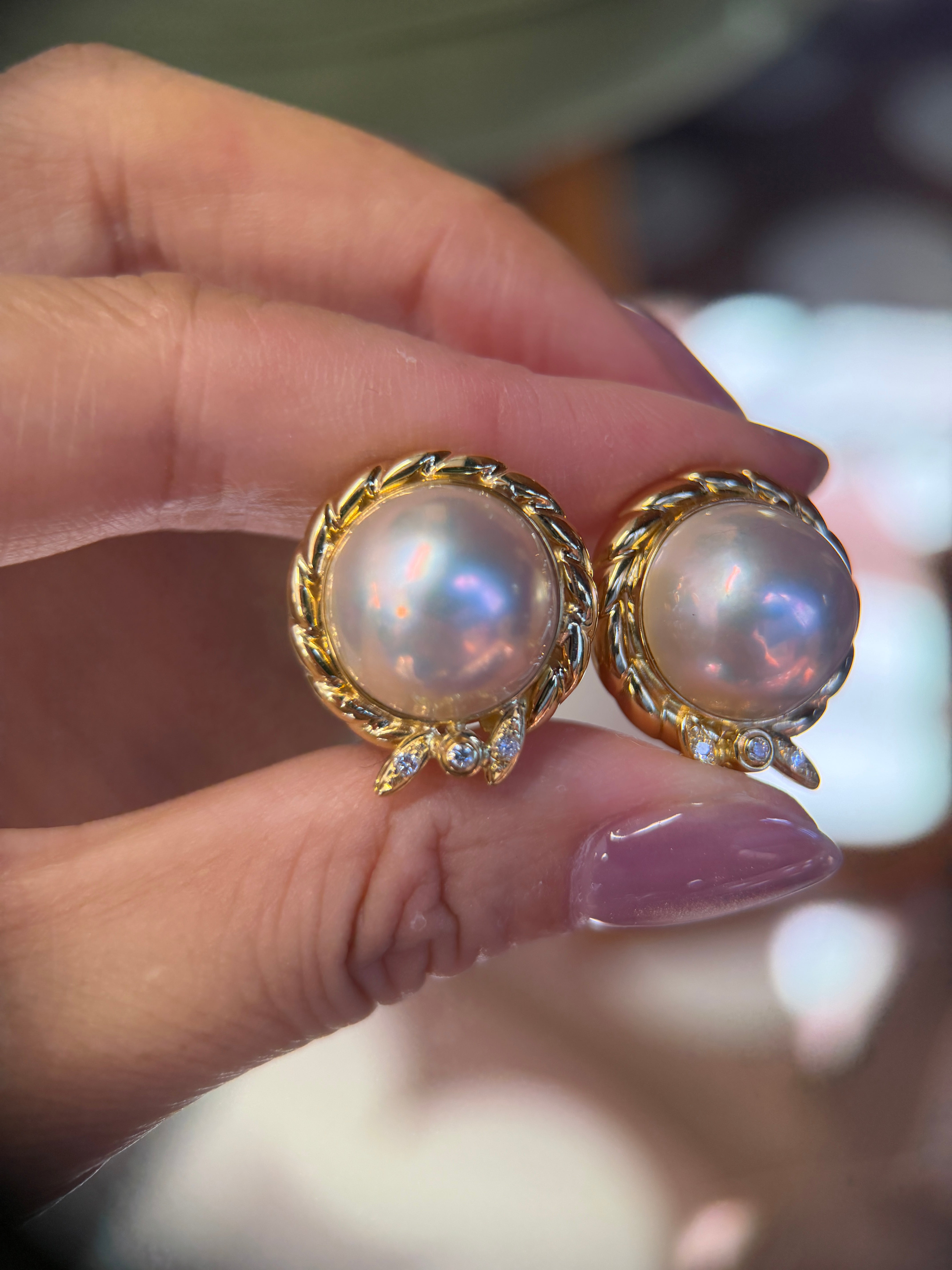 18K Yellow Gold Twisted Frame Mabe Pearl Earrings