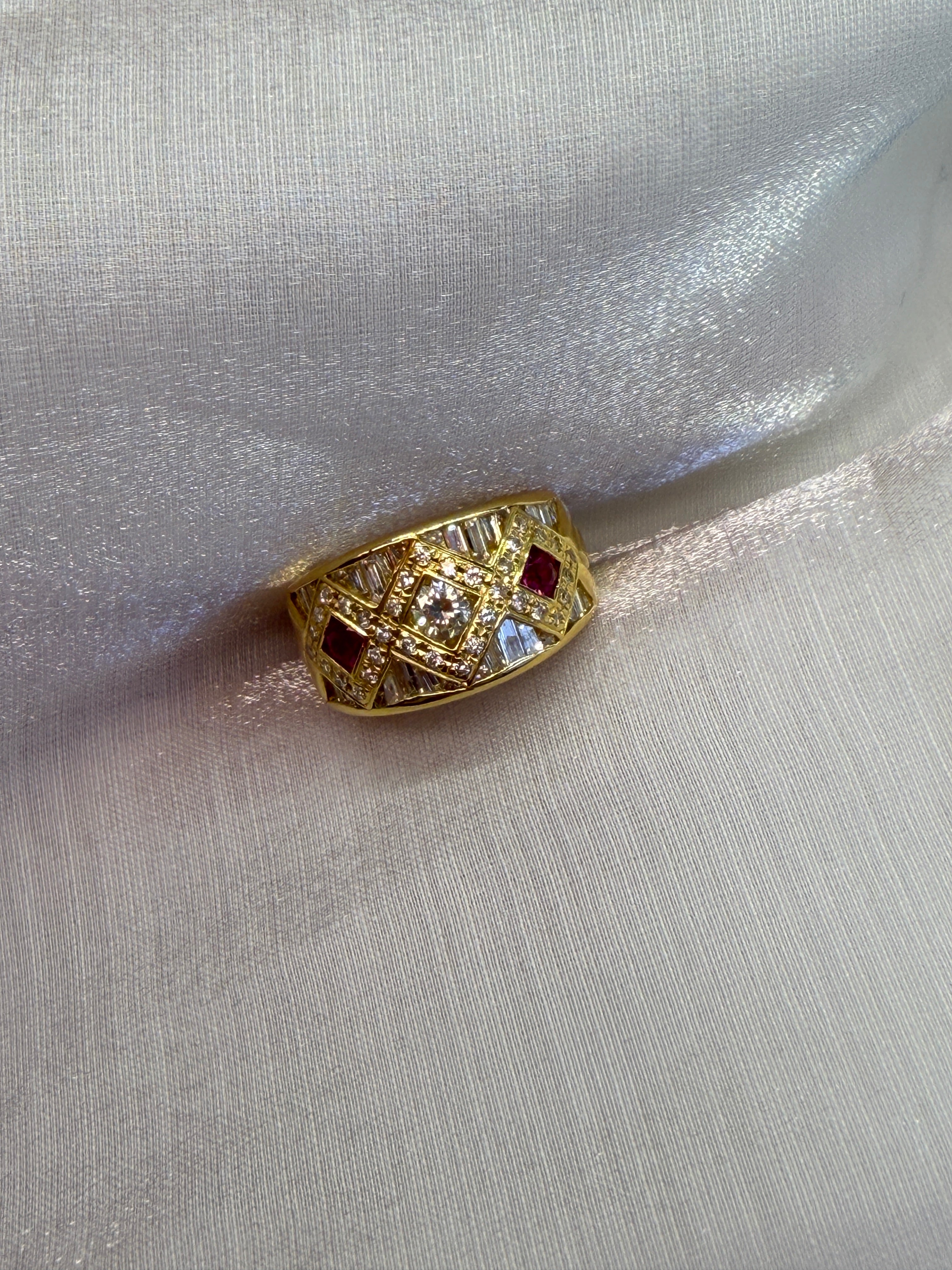 0.3CT Ruby Ring in K18 Gold