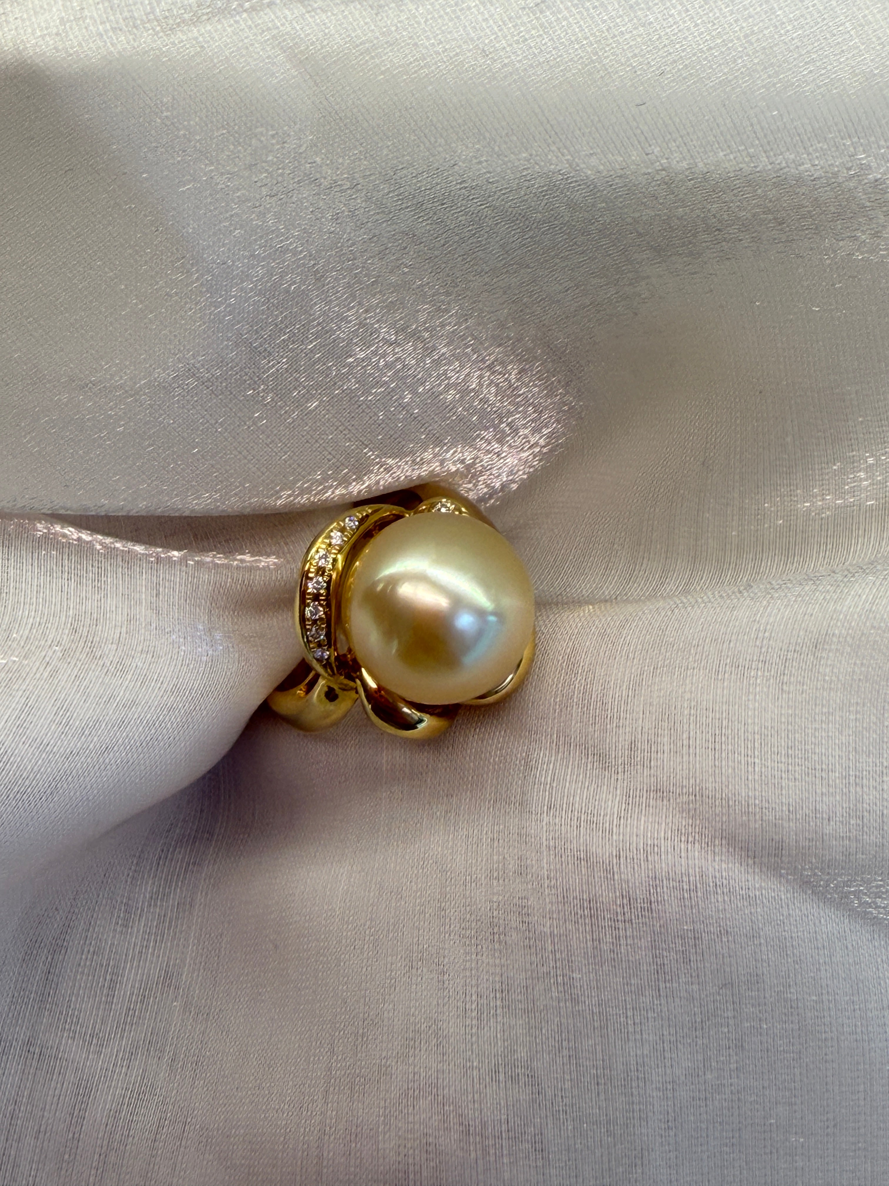 12.2mm Southsea Pearl Ring in 18K Yellow Gold