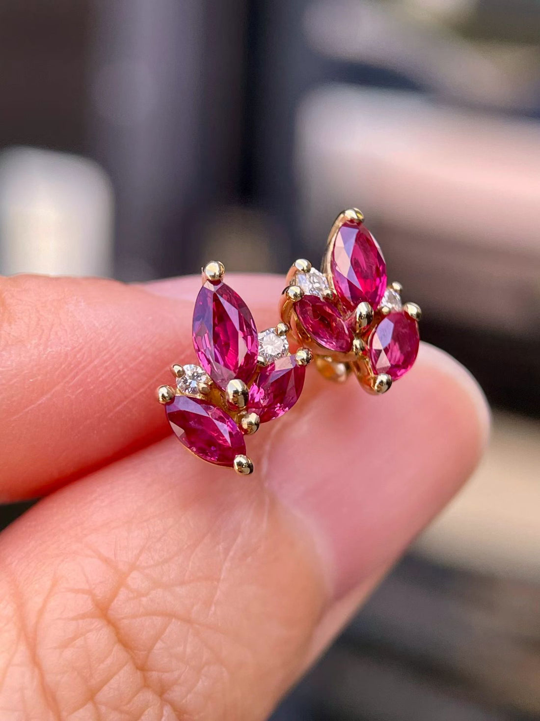 Vintage Stud Earrings in K18 Yellow Gold with Ruby&Diamond