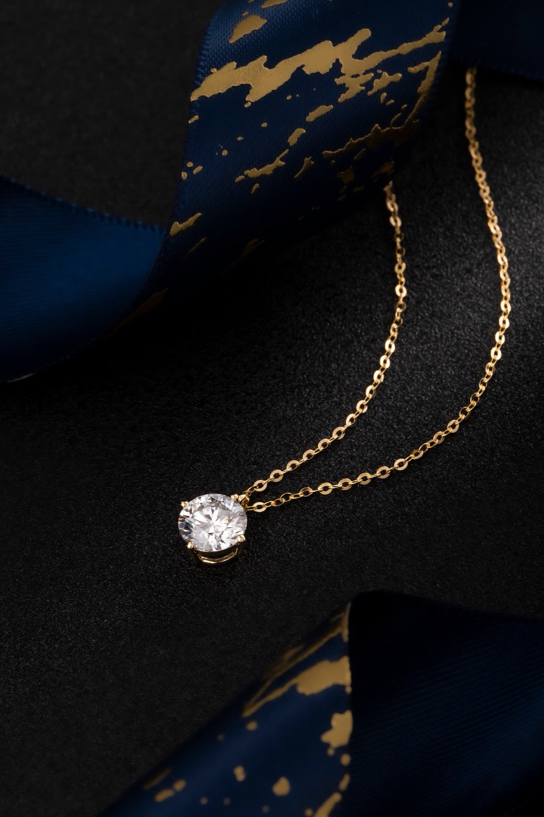 1 Carat Round Lab Grown Diamond Necklace In 14K Yellow Gold