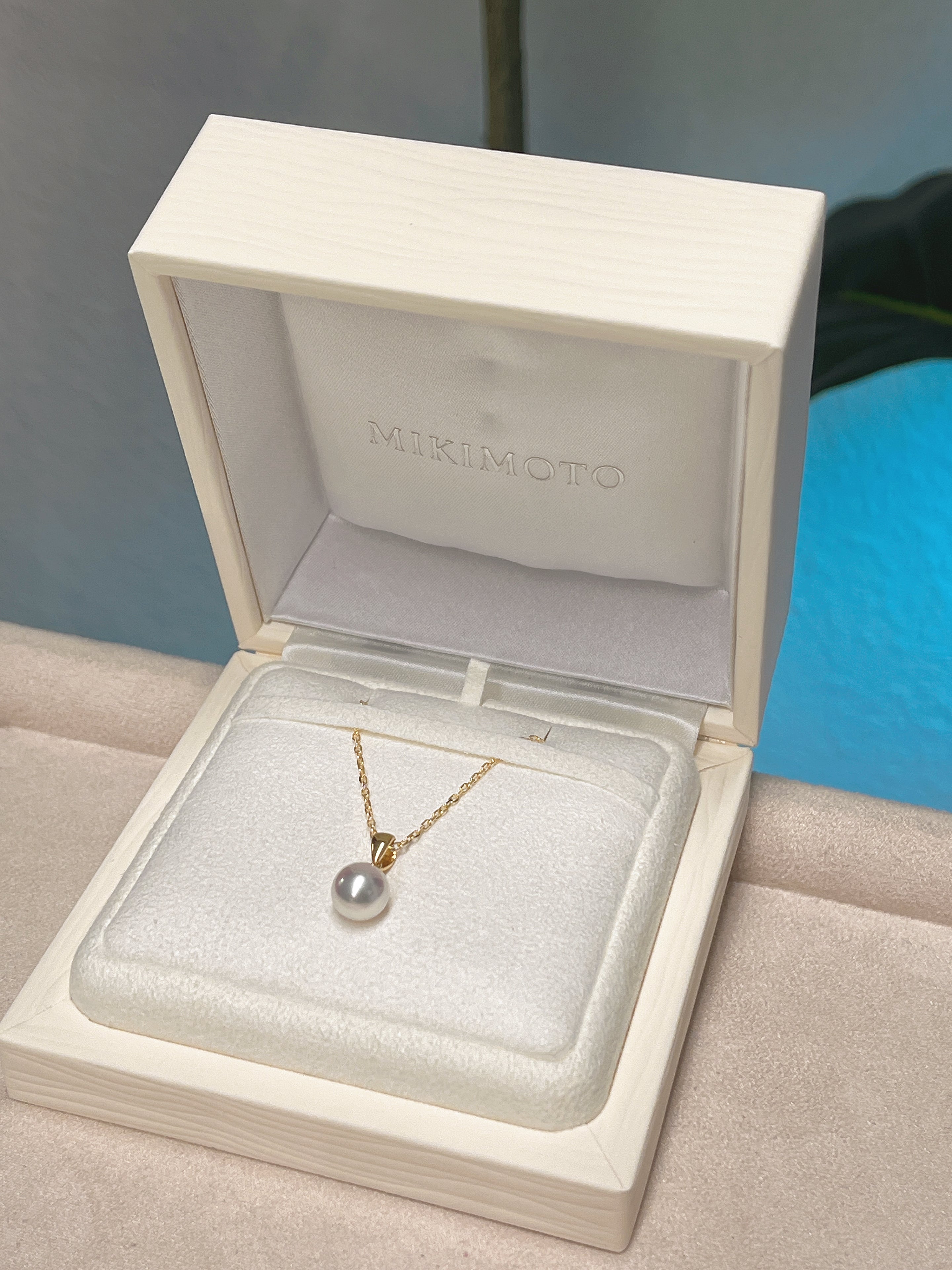 Mikimoto Akoya Cultured Pearl Pendant in 18k Yellow Gold 7.5mm Q2