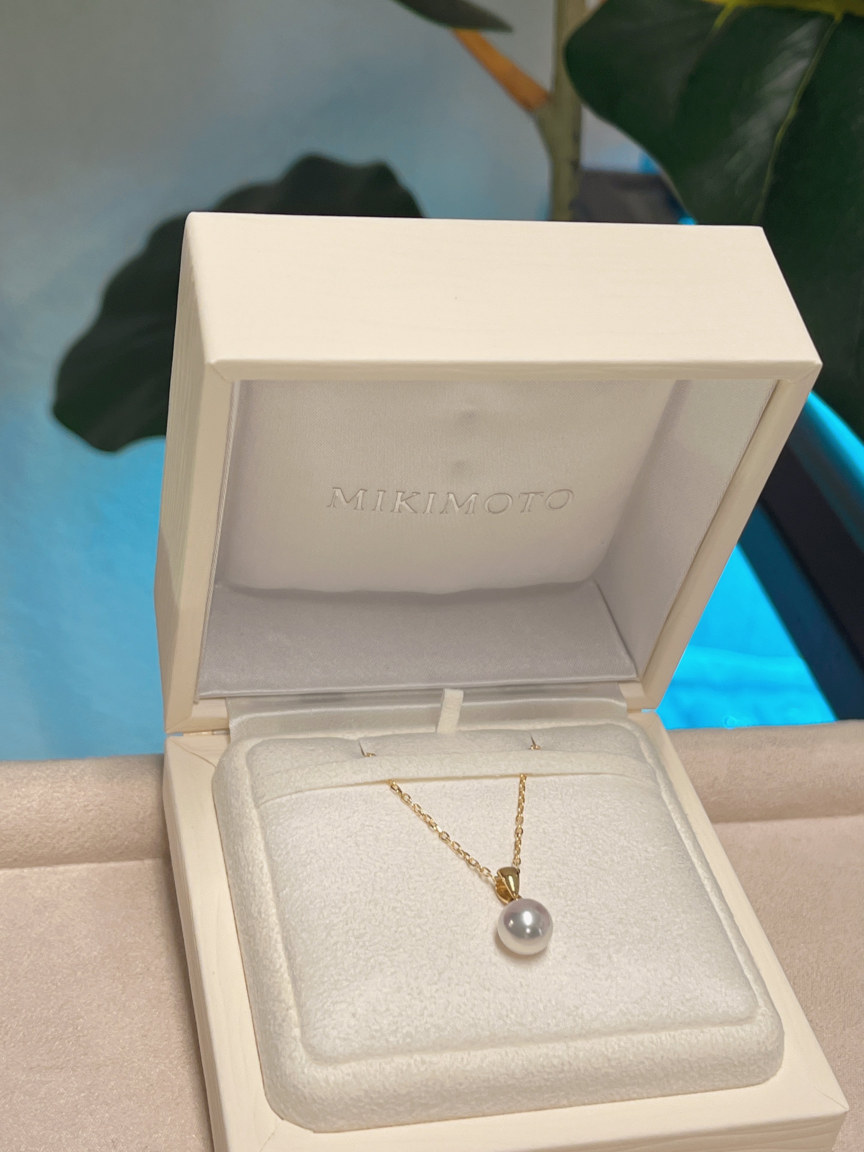 Mikimoto Akoya Cultured Pearl Pendant in 18k Yellow Gold 7.5mm Q2