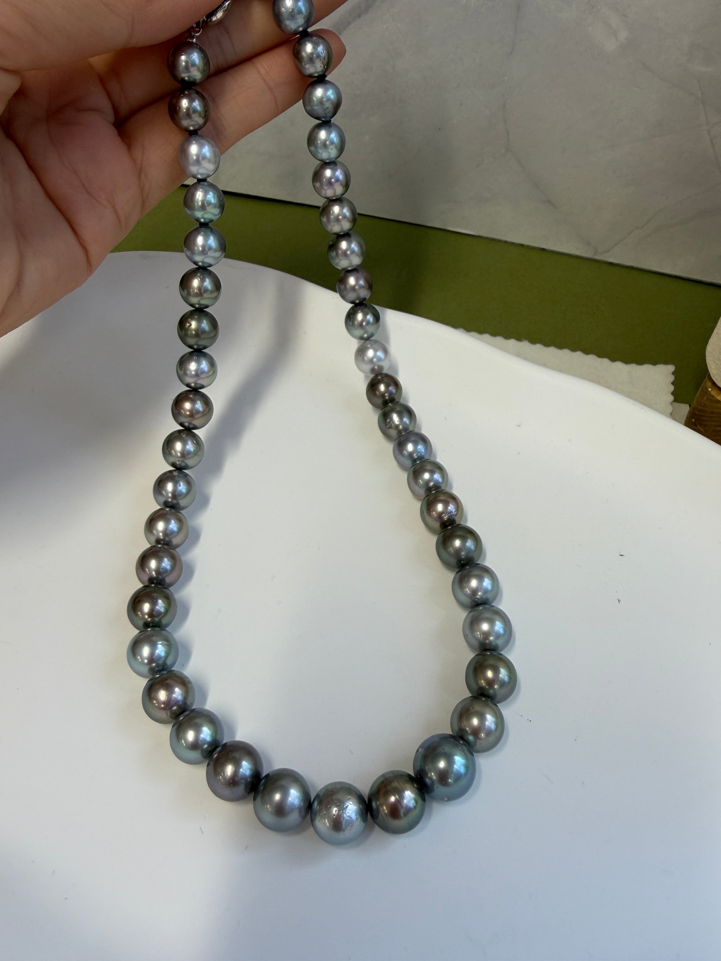 8.6–11.2mm Tahitian Pearl Necklace, 17”