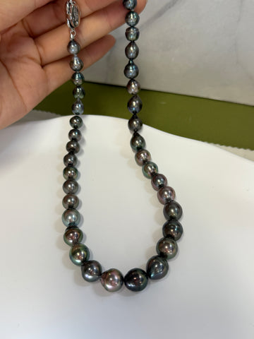 Dark Peacock Baroque Tahitian Pearl Necklace | 7.9–10.6mm | 43cm / 17”