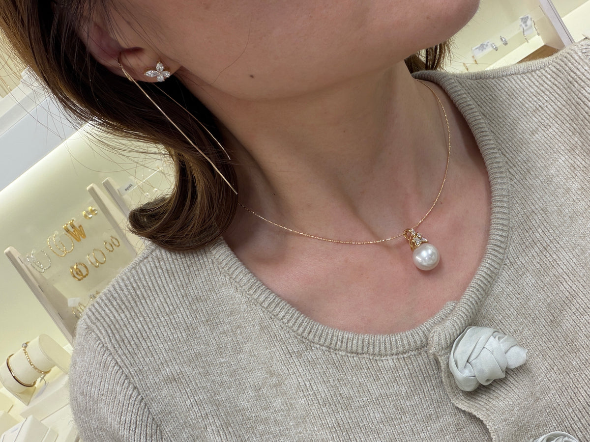 K18 Diamond Bow Pearl Pendant