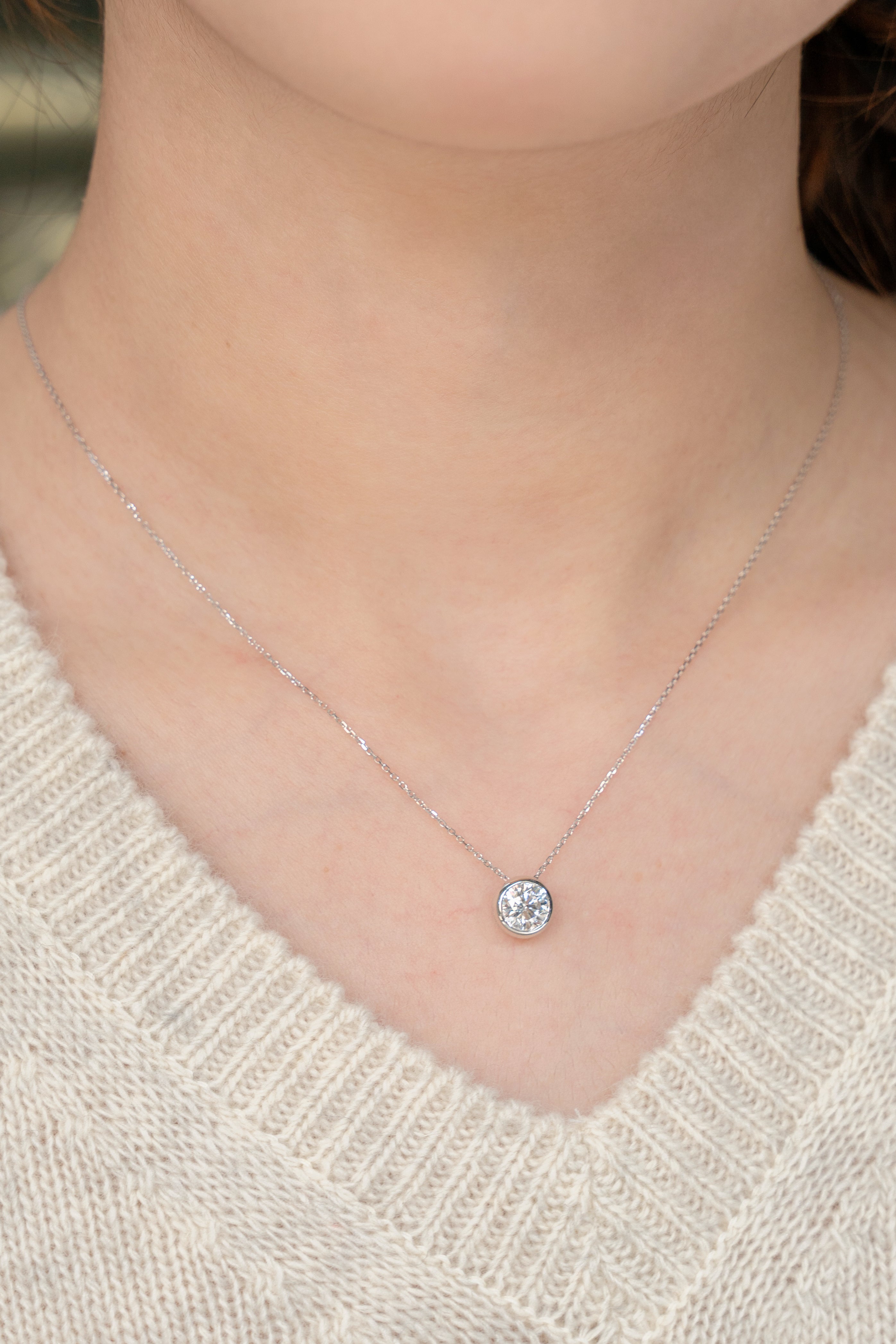 ⭐️1.072 Carat Round Lab Grown Diamond Necklace In 18K White Gold