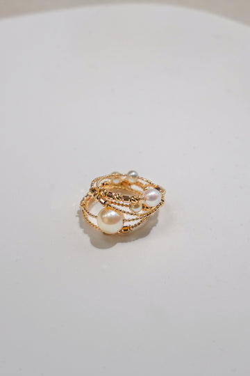 Baby Akoya&Feather Gold Pearl Spring Pinky Ring
