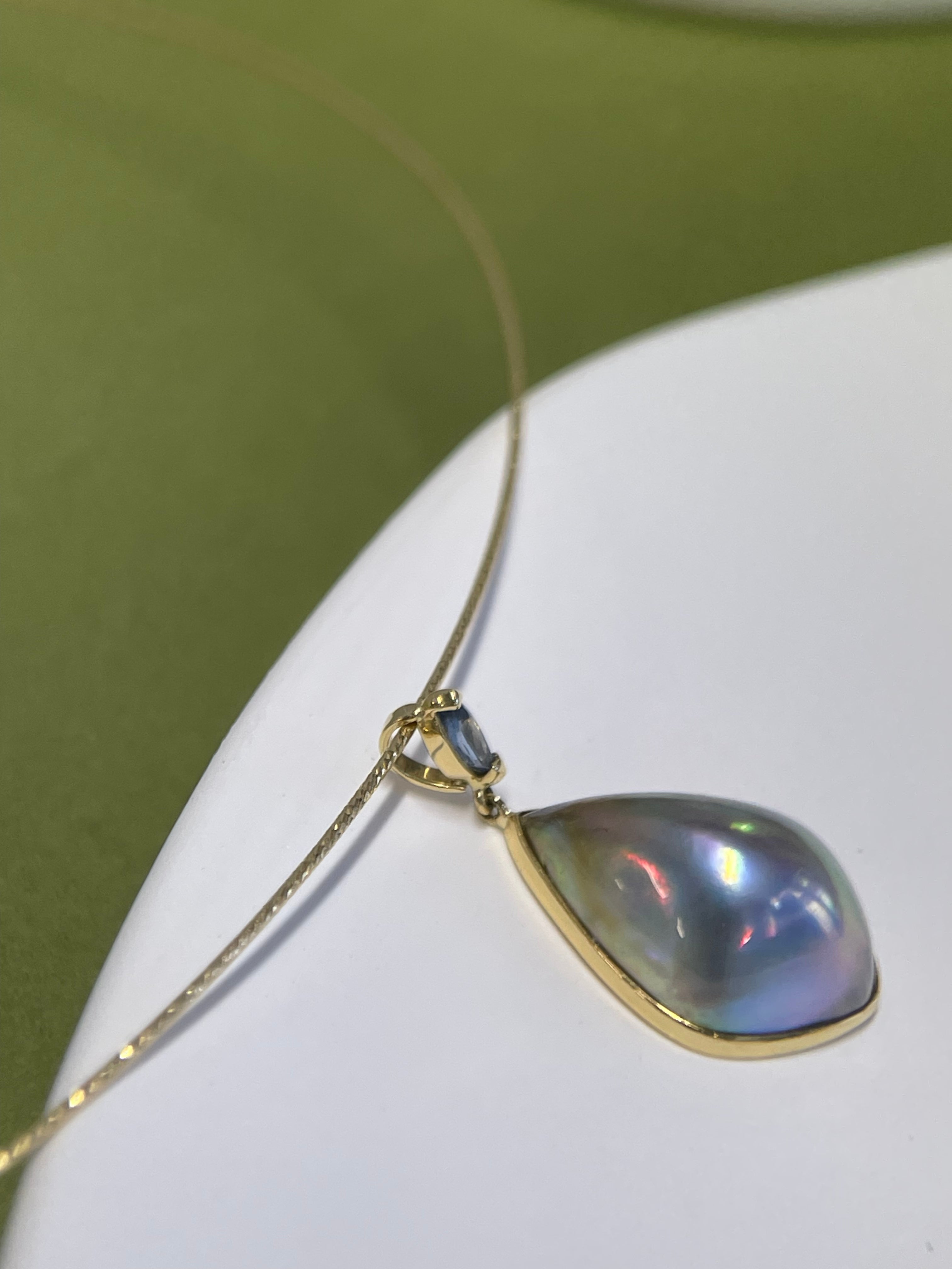 Pear-Shaped Mabe Pearl & Blue Sapphire Pendant in 18K Gold