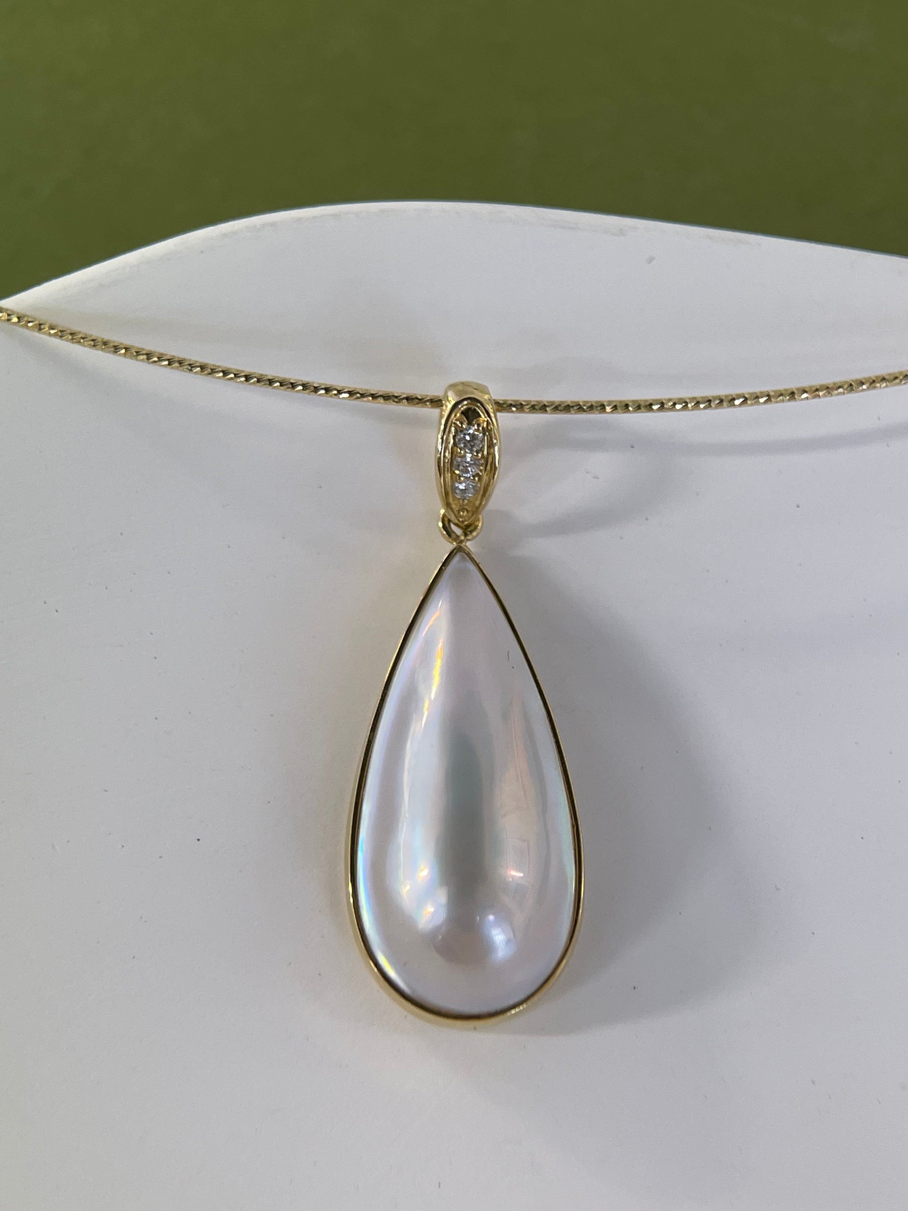 22mm Pear-Shaped Mabe Pearl & Diamond Pendant in 18K Gold