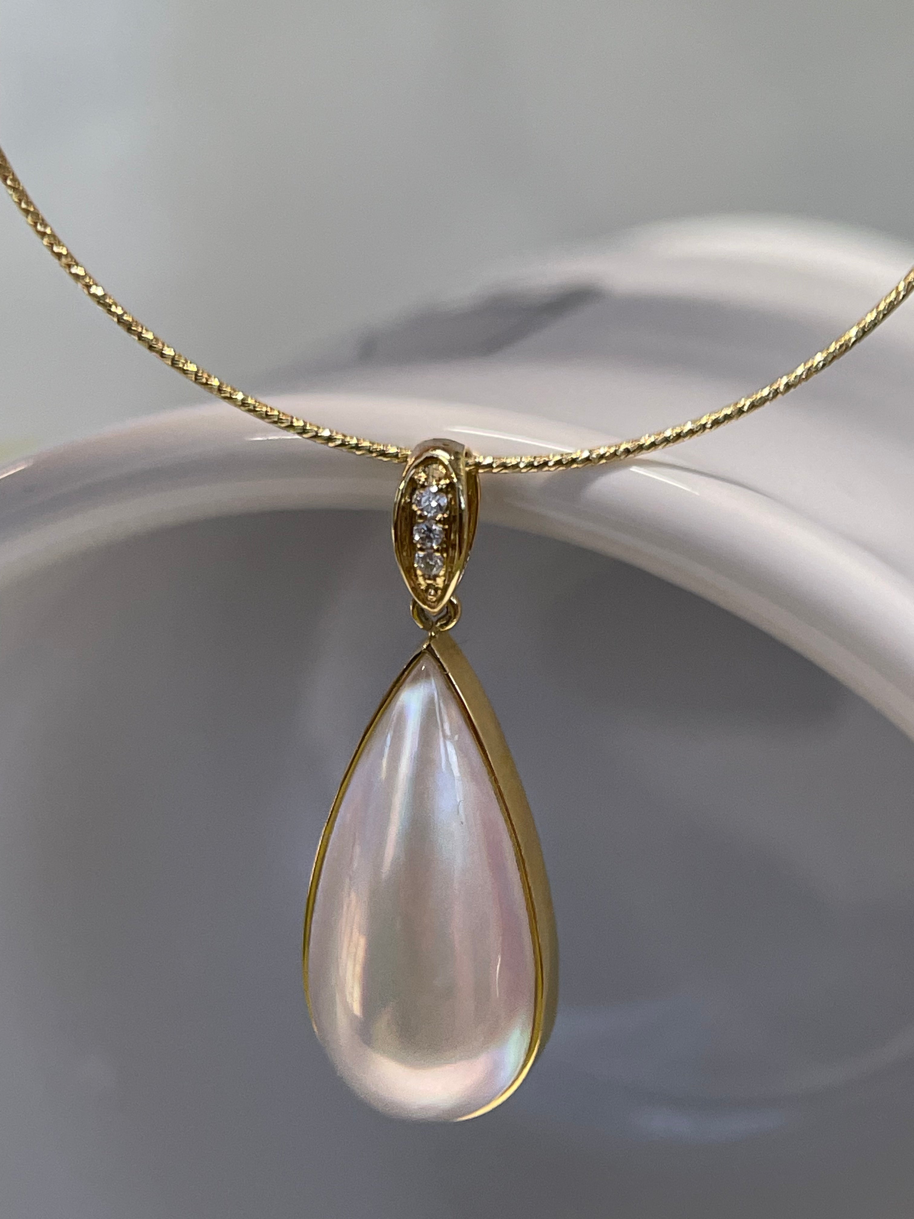 22mm Pear-Shaped Mabe Pearl & Diamond Pendant in 18K Gold